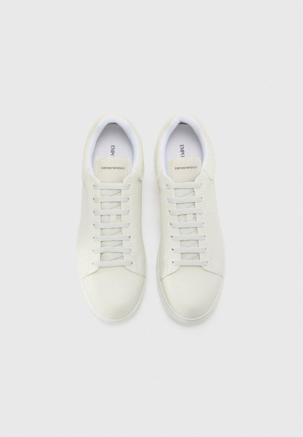 Trainers - white