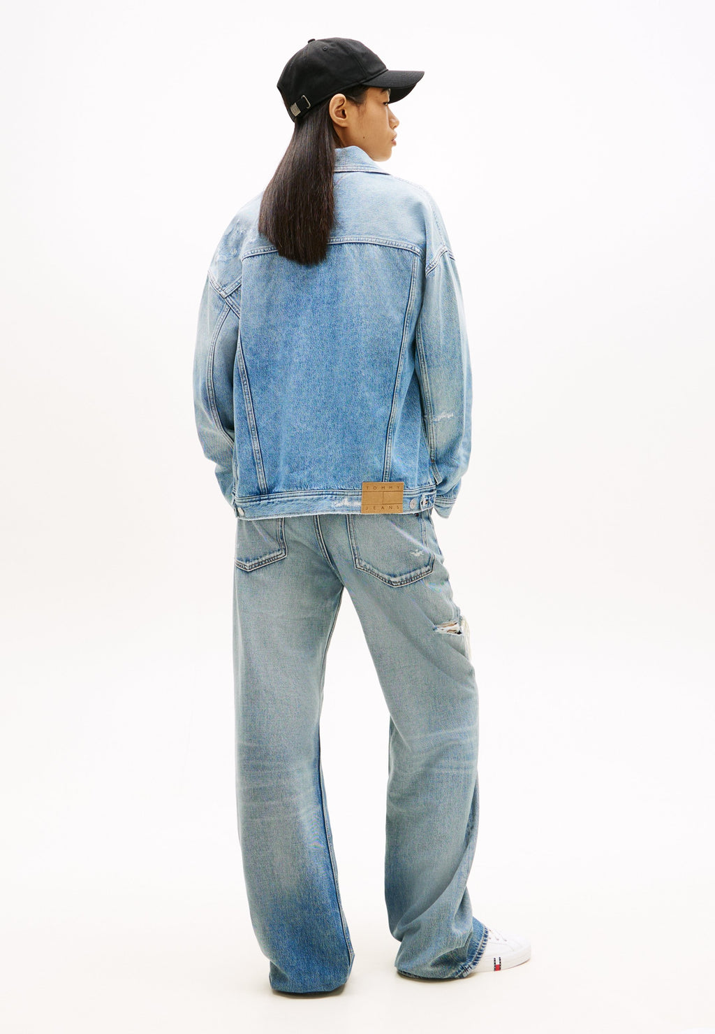 DISTRESSED OVERSIZED DENIM TRUCKER JACKET - Denim jacket - denim light