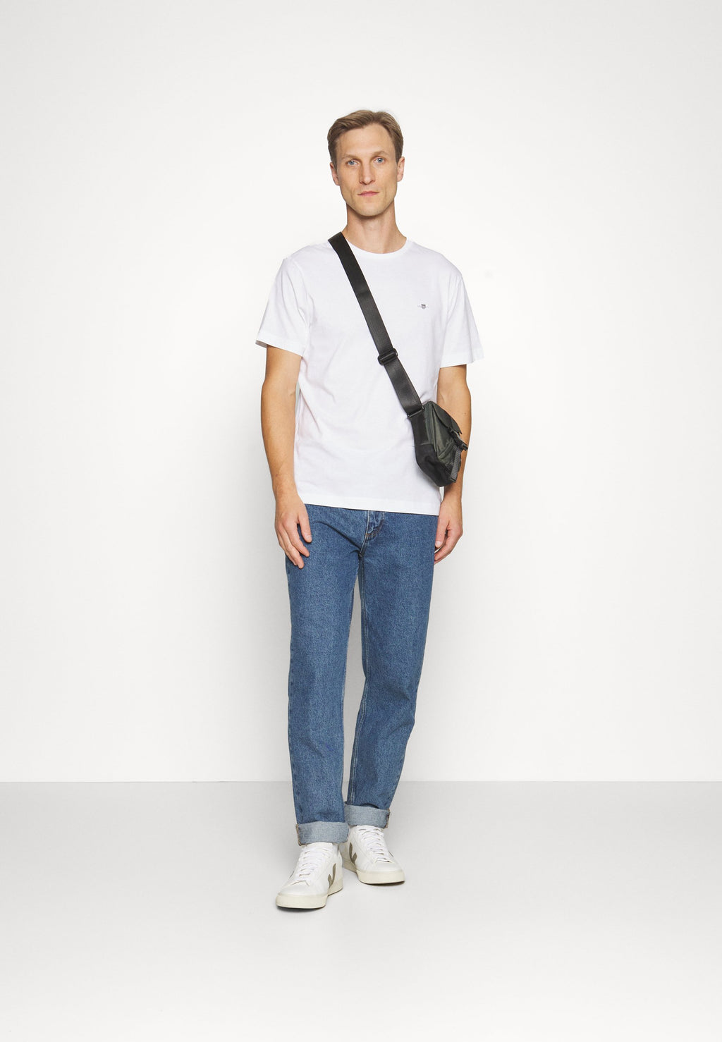 REG SHIELD SS T-SHIRT - Basic T-shirt - white