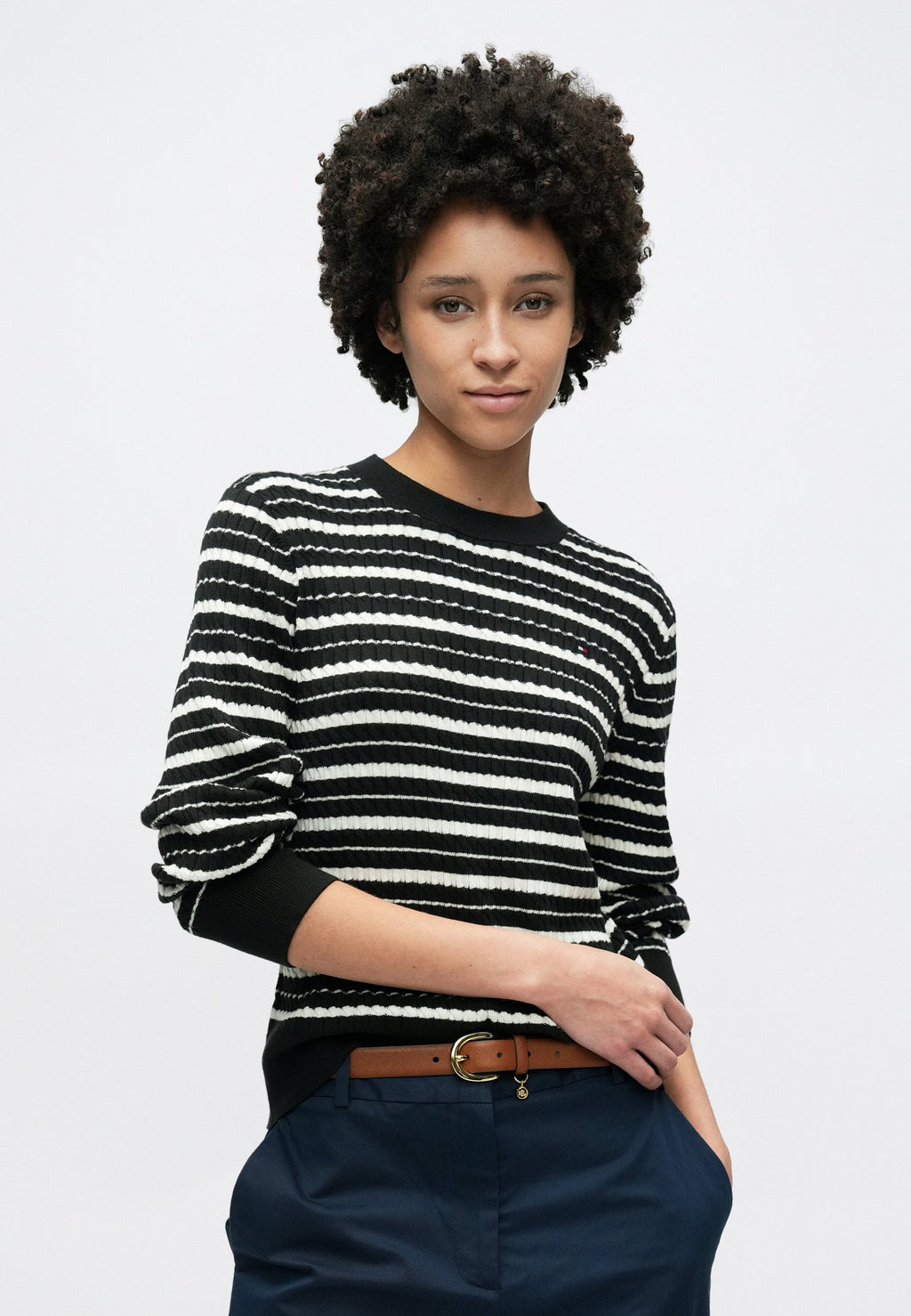 PULL FIN À MAILLES TORSADÉES - Pull - noir/calicot