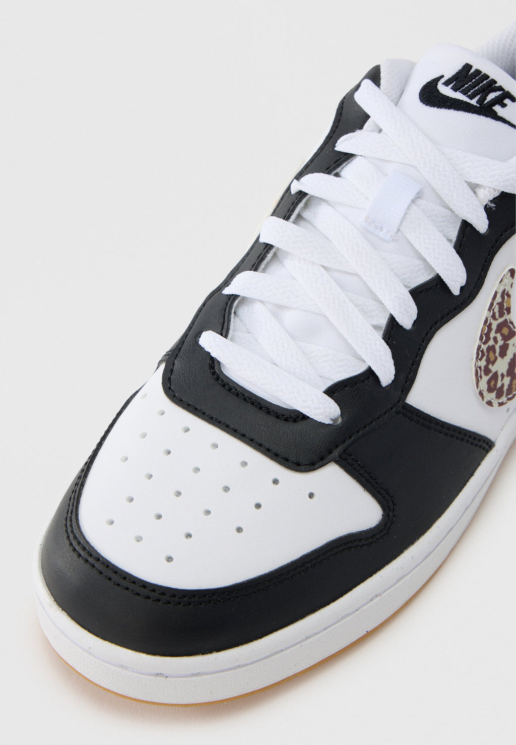 COURT BOROUGH LOW - Trainers - black/white/gum/med brown