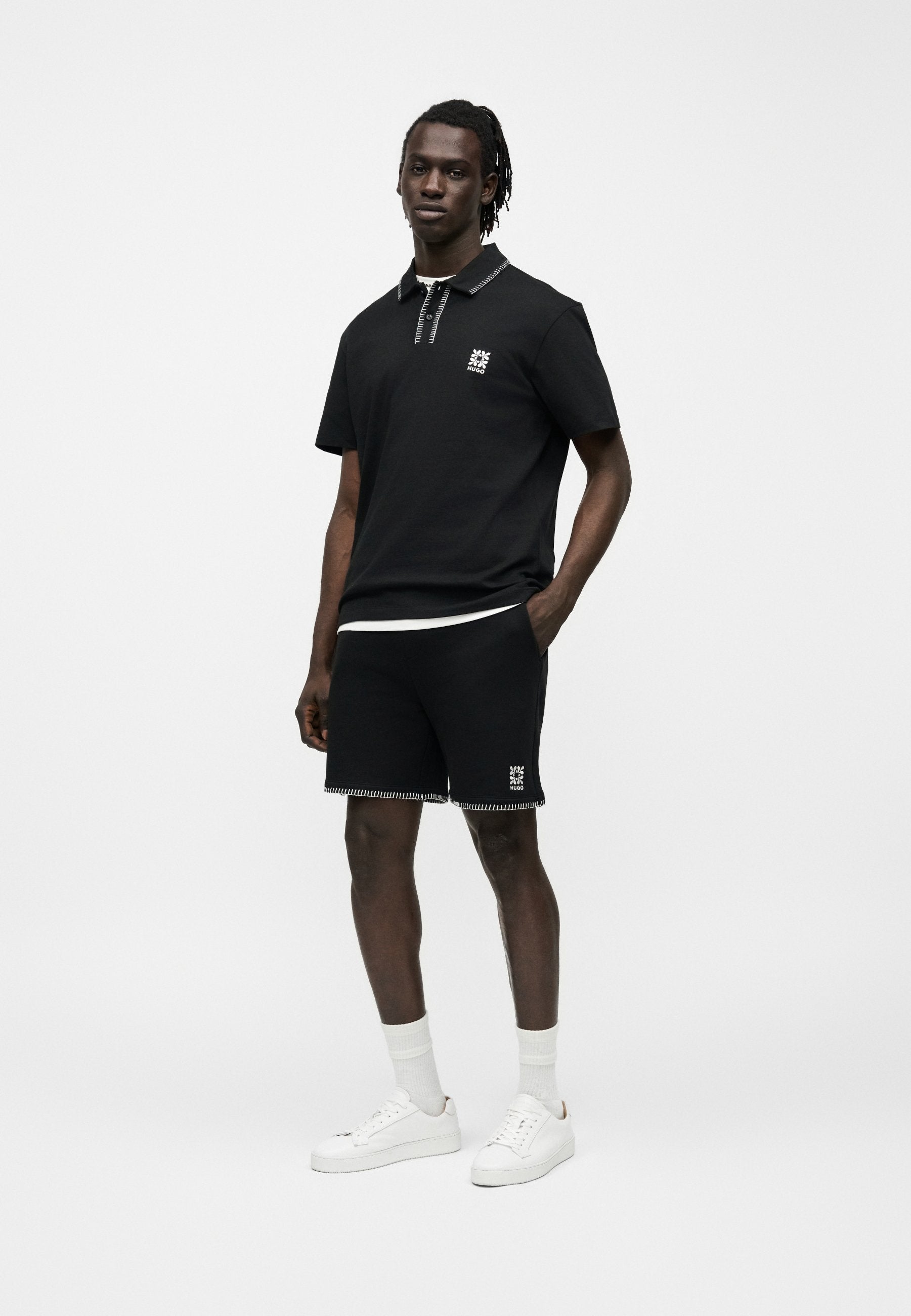 DARONSO - Shorts - black