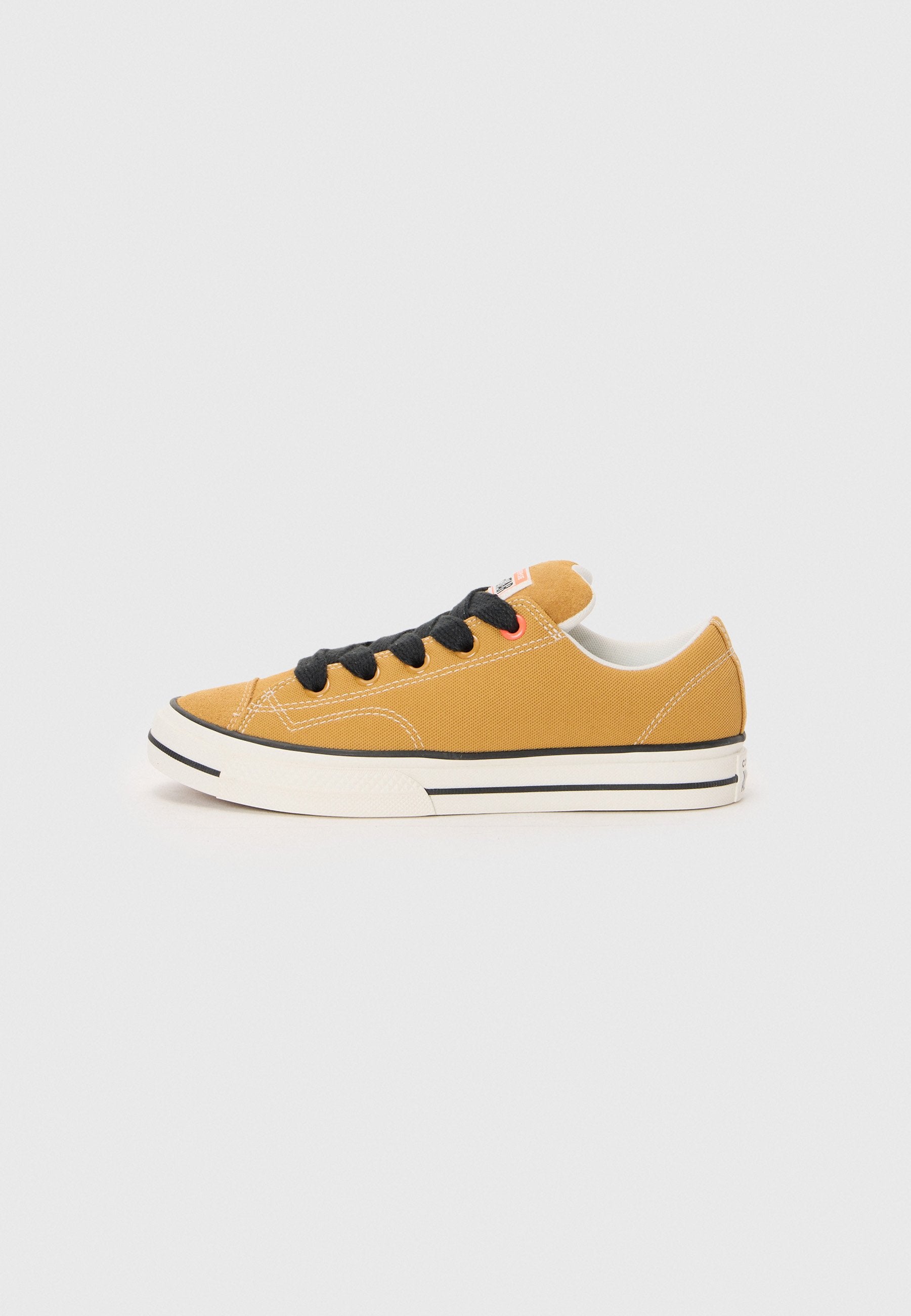 CHUCK TAYLOR PUFF UNISEX - Trainers - honey stick/vintage white/fire drill