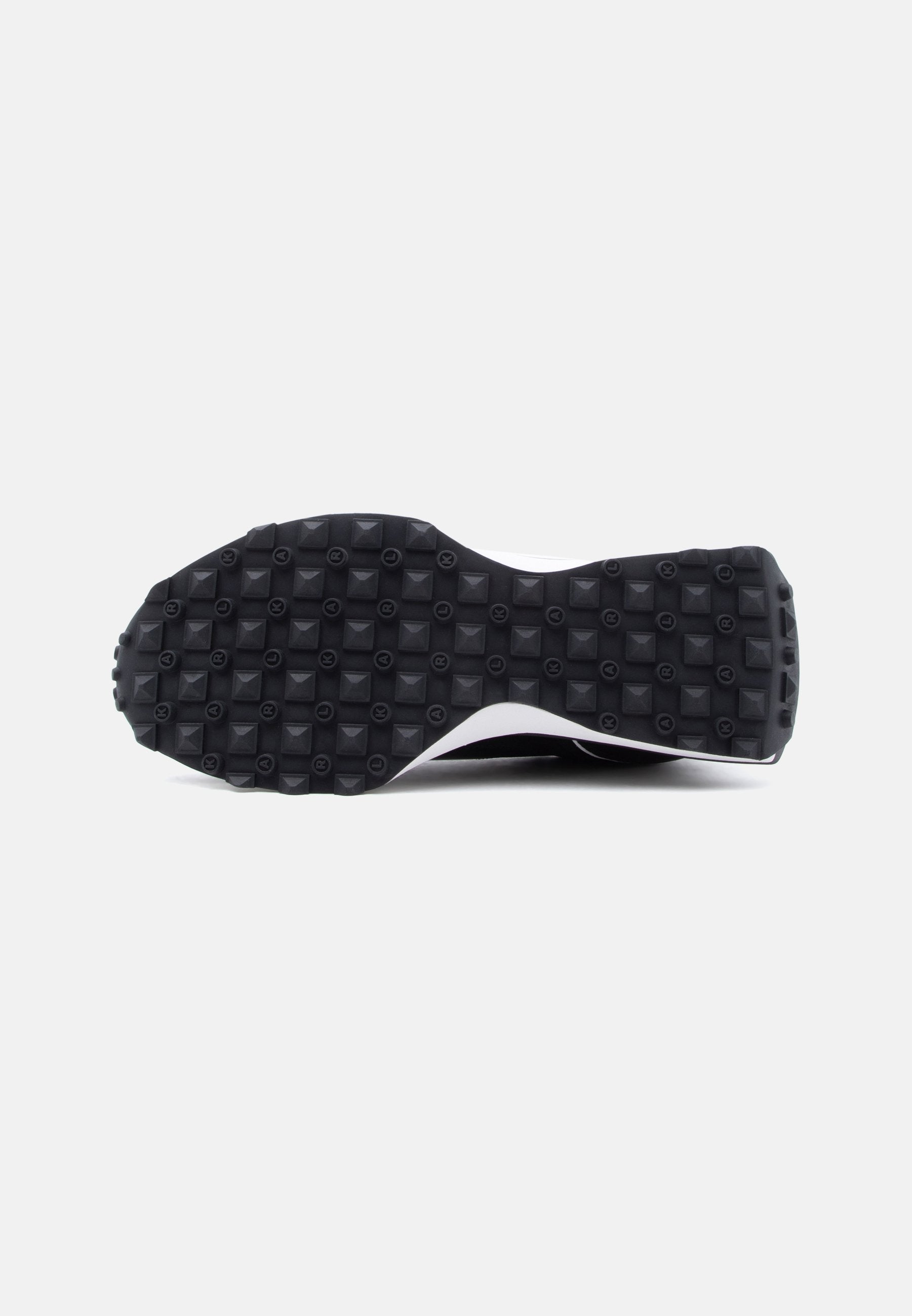ZONE NFT LACE - Trainers - black