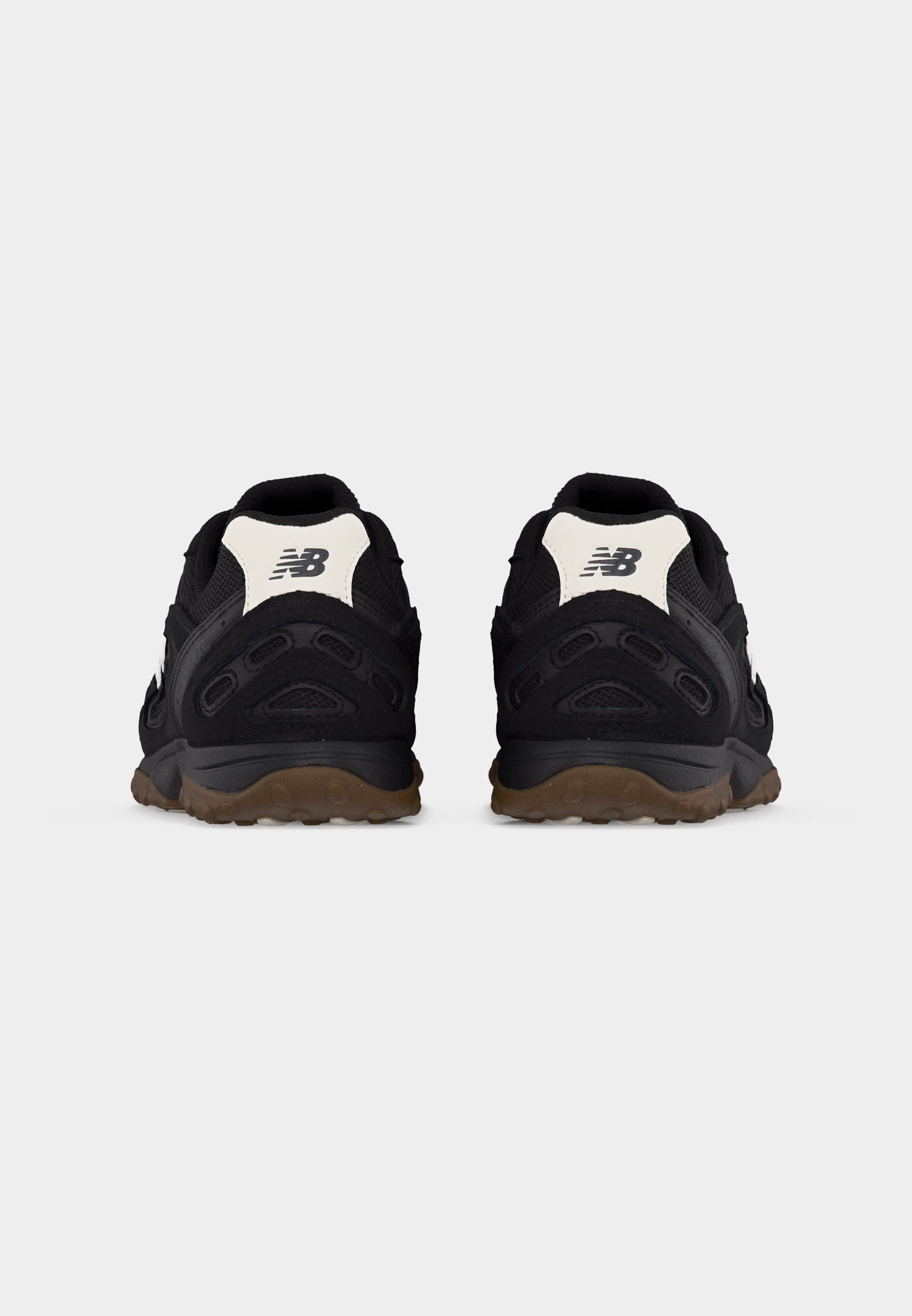 U204L UNISEX - Trainers - black