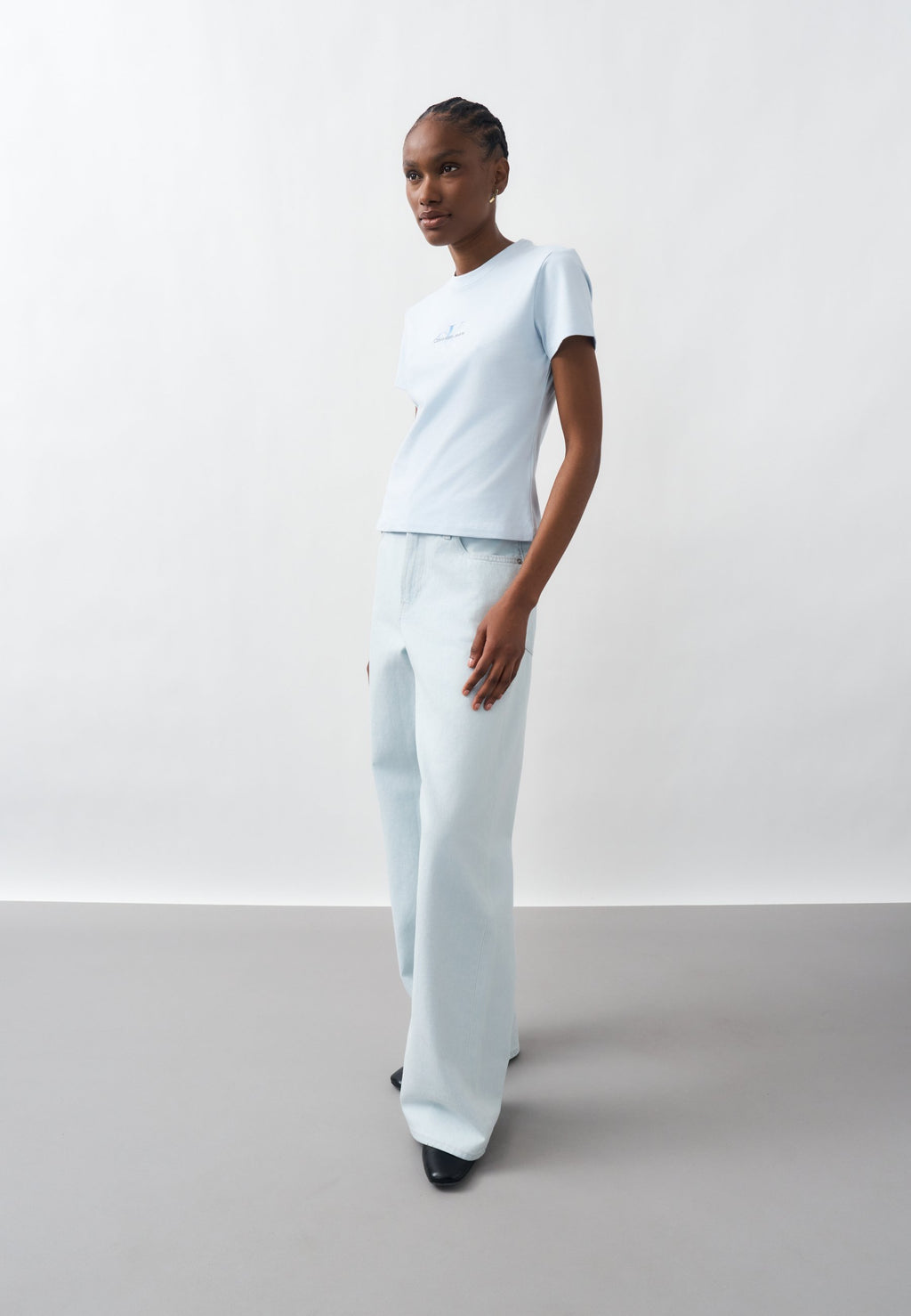 GRADIENT MONOLOGO SLIM TEE - Basic T-shirt - plein air