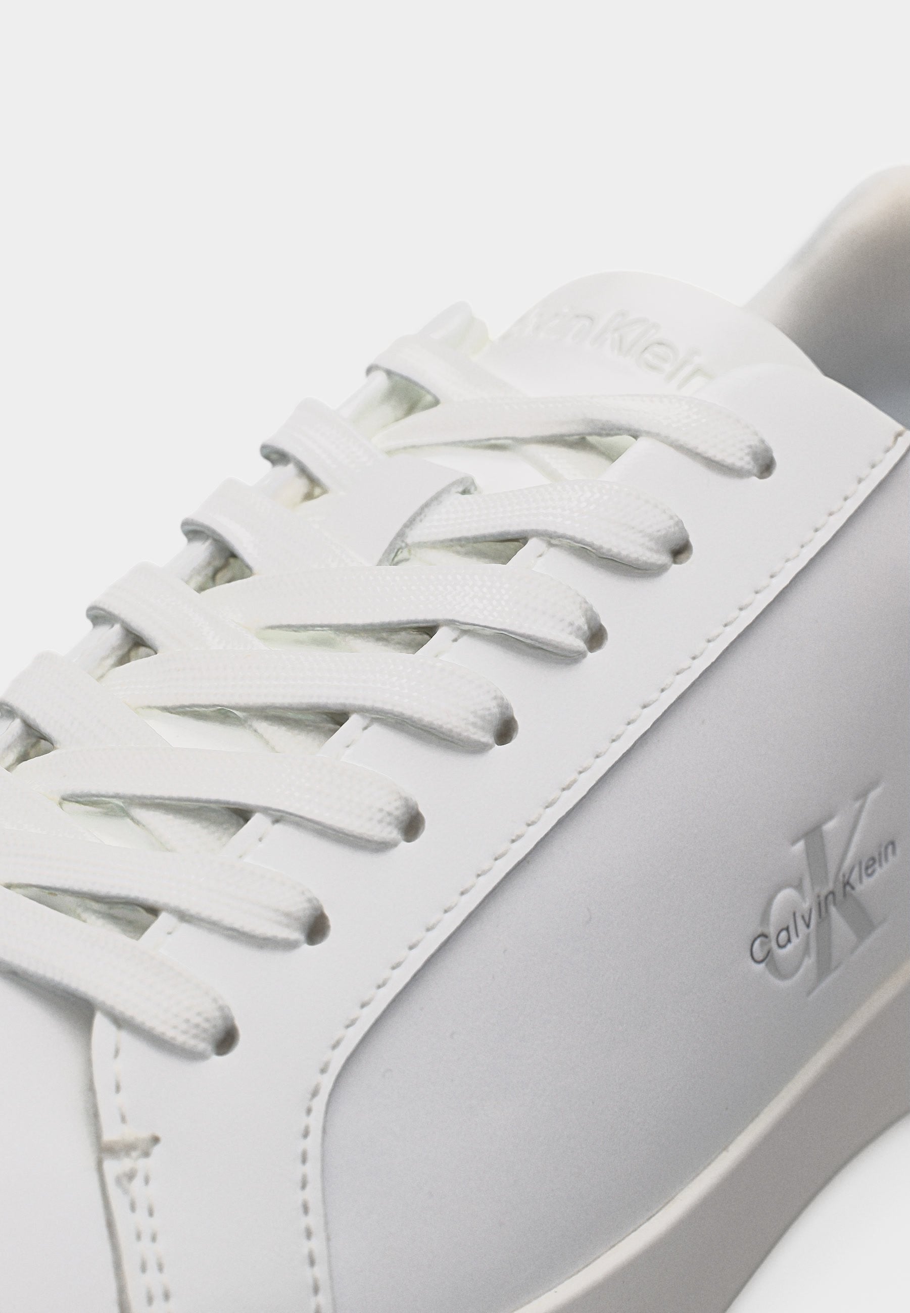 Trainers - triple bright white