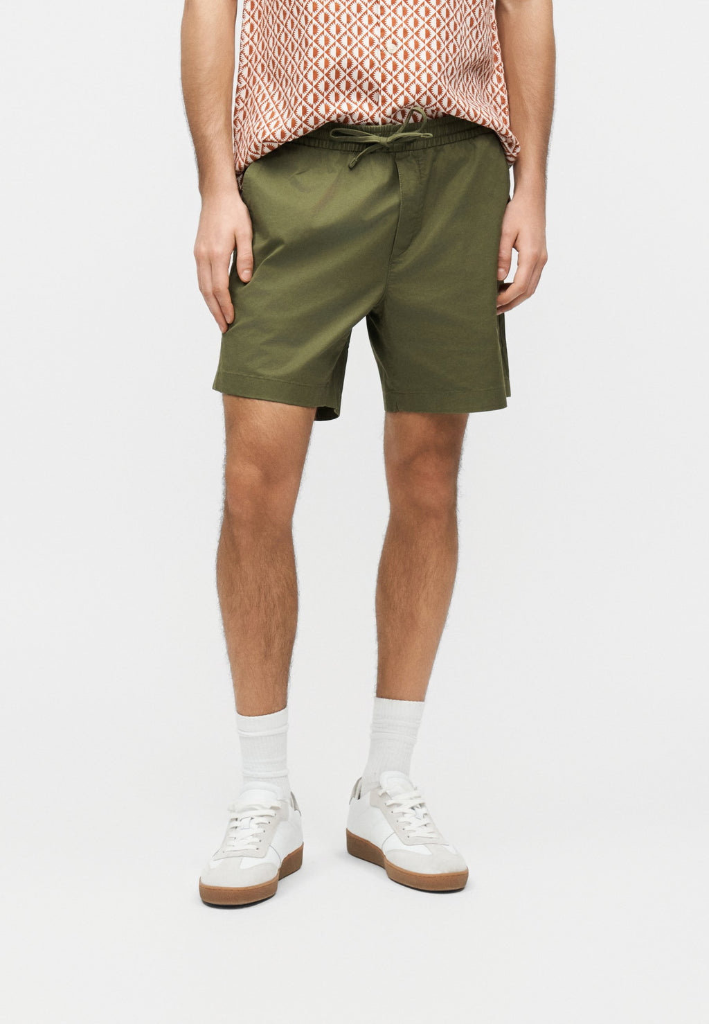 DOVER - Short - artichaut foncé