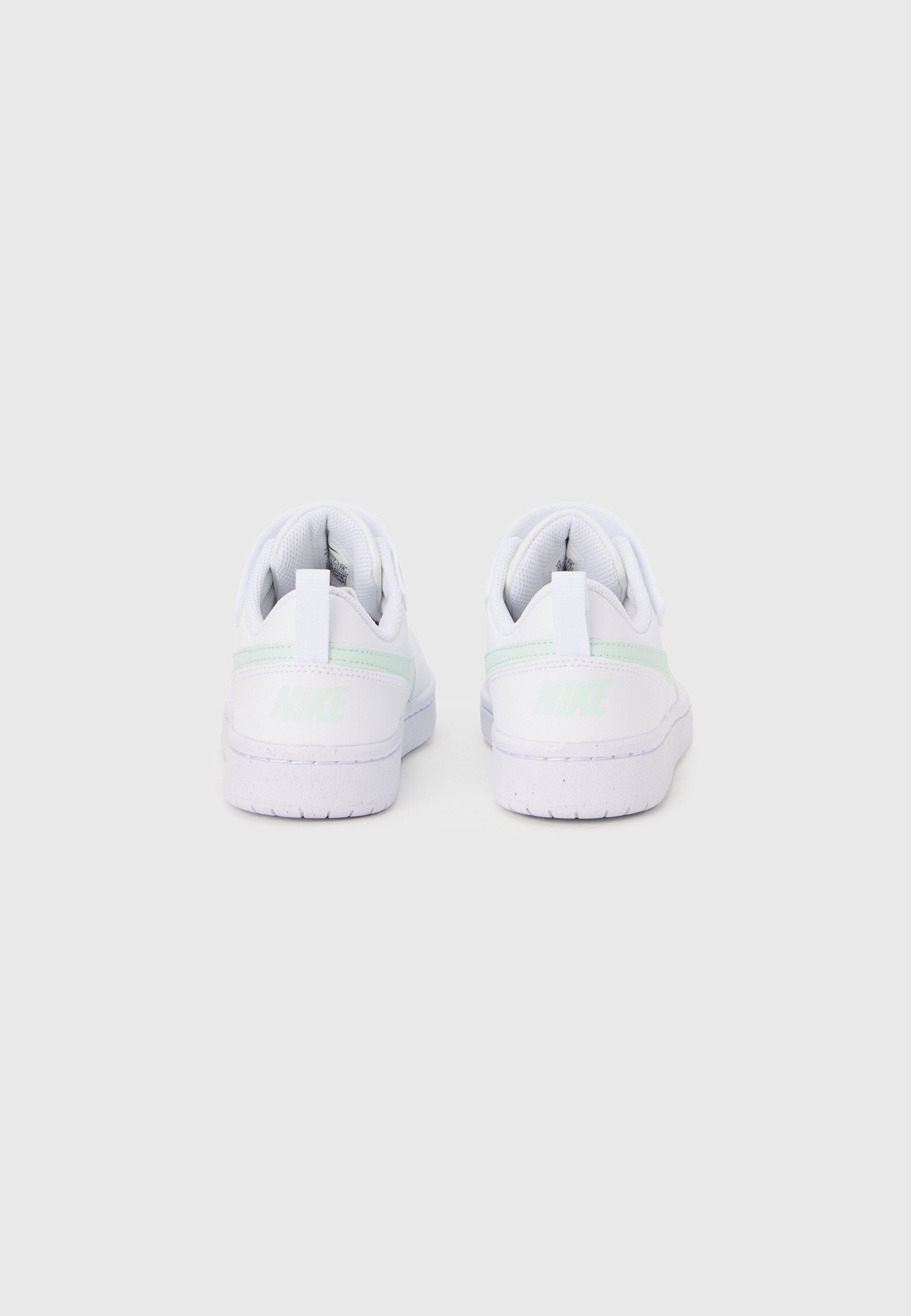 COURT BOROUGH RECRAFT UNISEX - Trainers - white/barely green/white