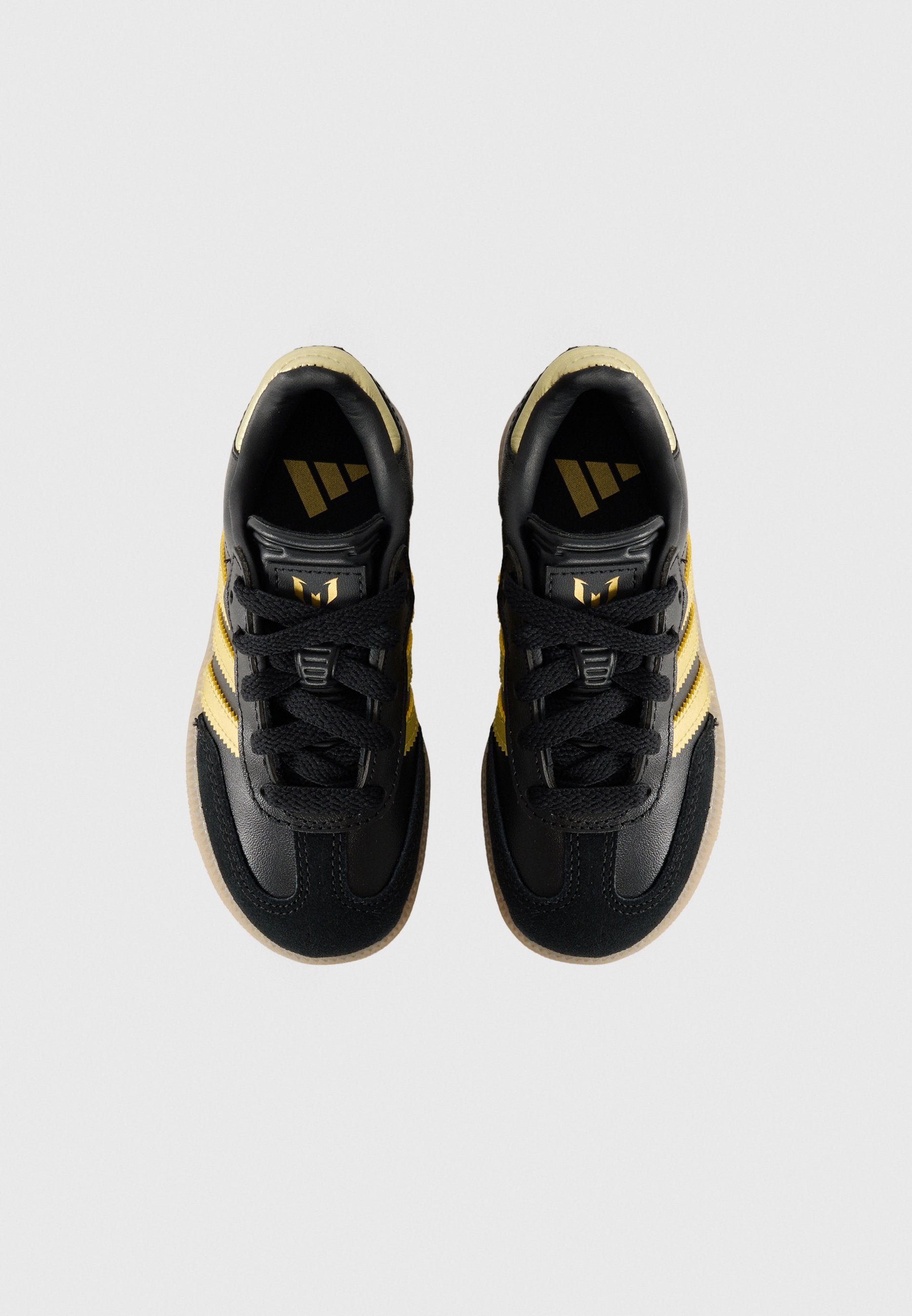 SAMBA MESSI UNISEX - Indoor football boots - core black/gold-coloured/gum