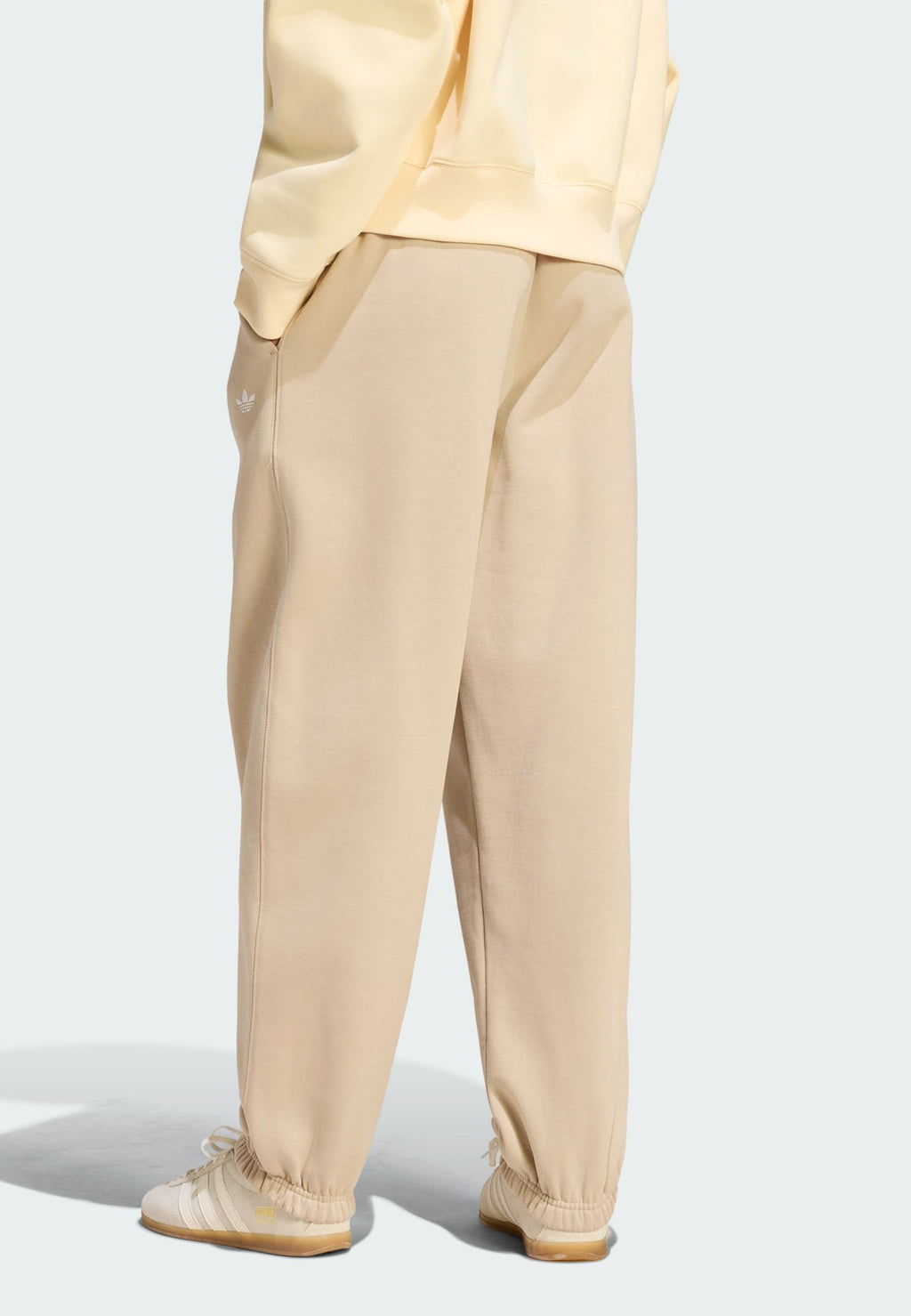 ESS FL JOGGER - Tracksuit bottoms - khaki three