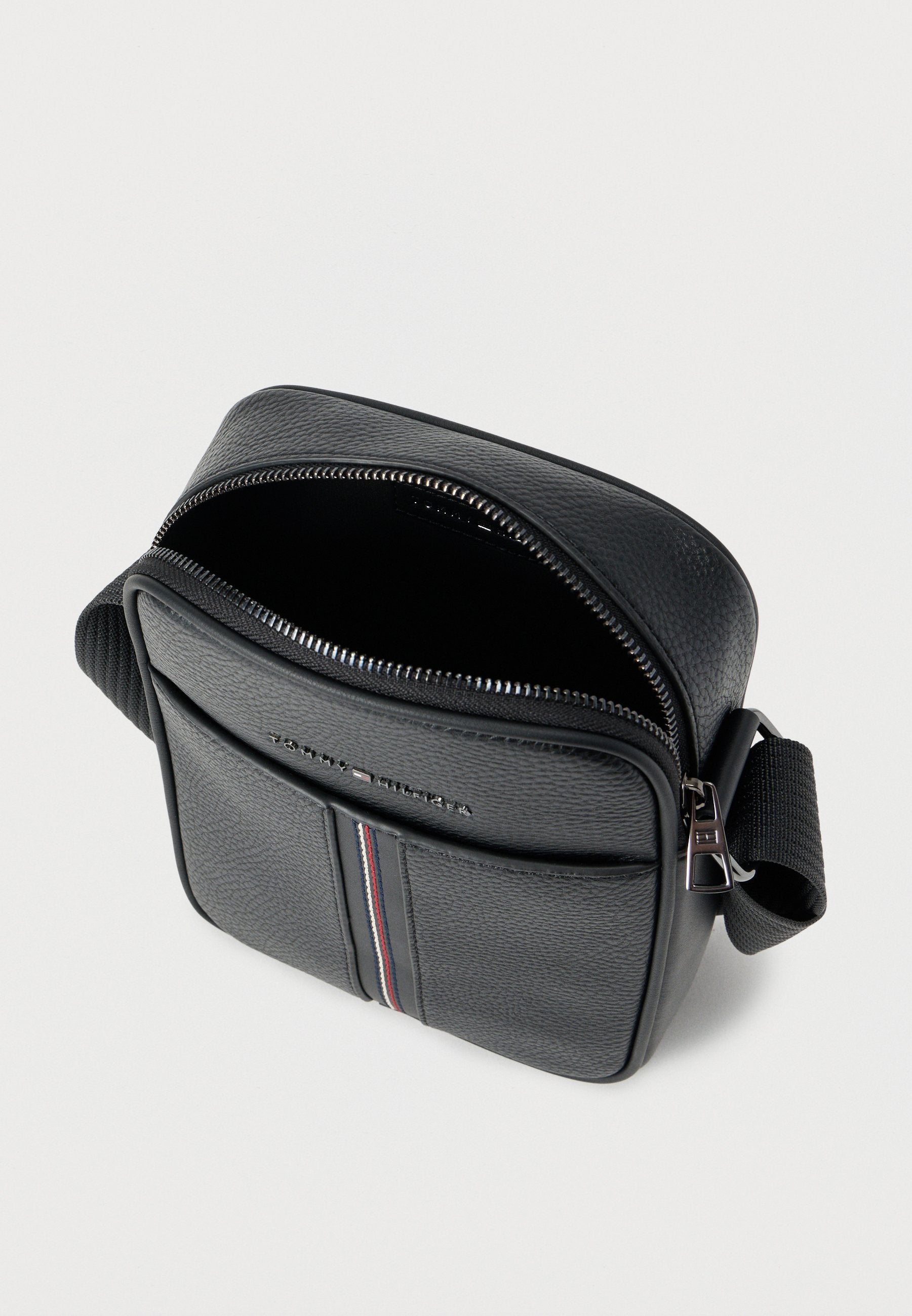 SAC REPORTER BANDOULIÈRE CUIR GRAINÉ - Sac bandoulière - black