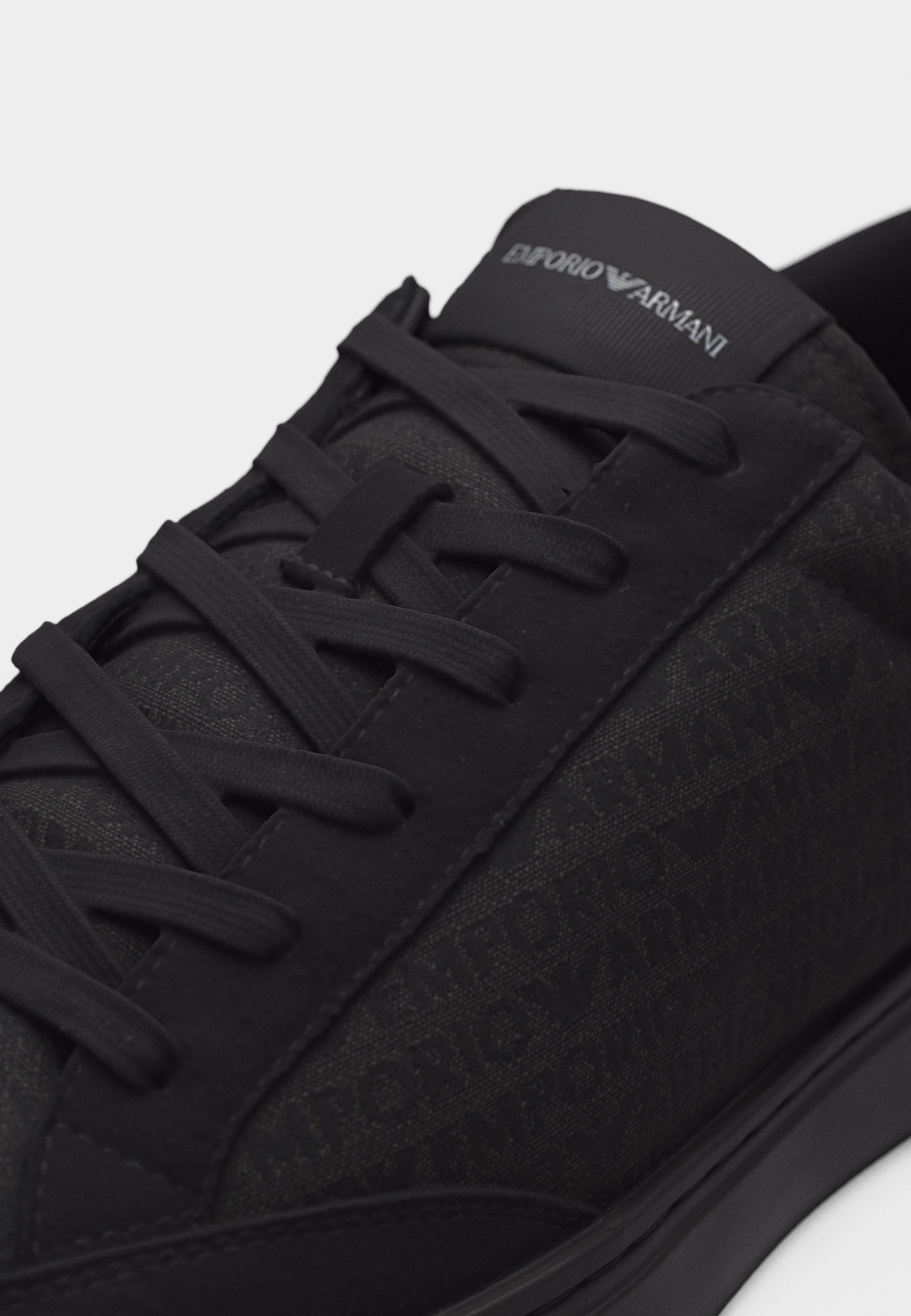 Trainers - black