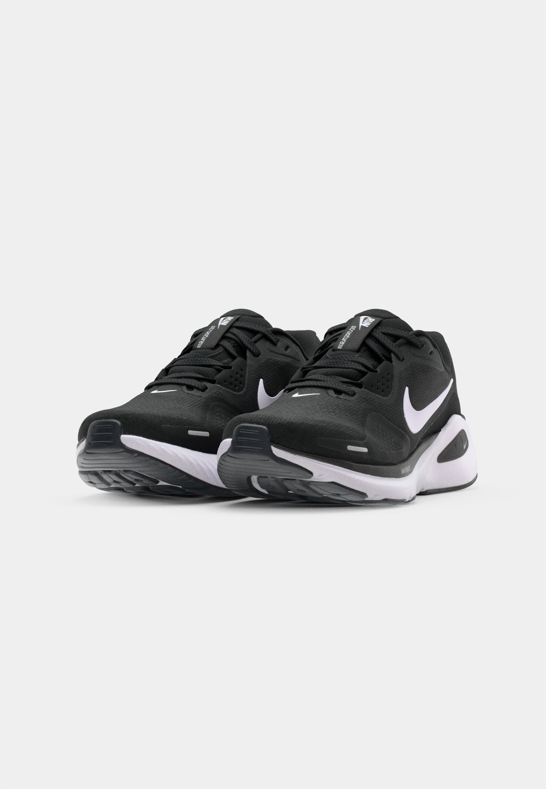 W NIKE STRUCTURE 26 - Chaussures de running sur route - black/white/cool grey/metallic silver