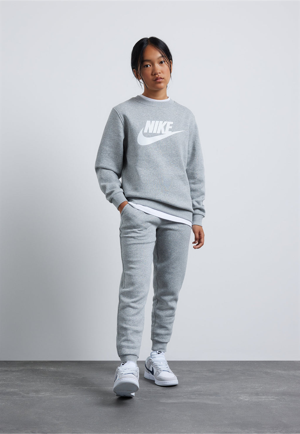 CLUB UNISEX - Tracksuit bottoms - dark grey heather/base grey/white
