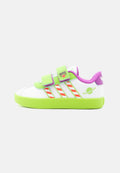 COURT BUZZ UNISEX - Road running shoes - footwear white/semi solar green