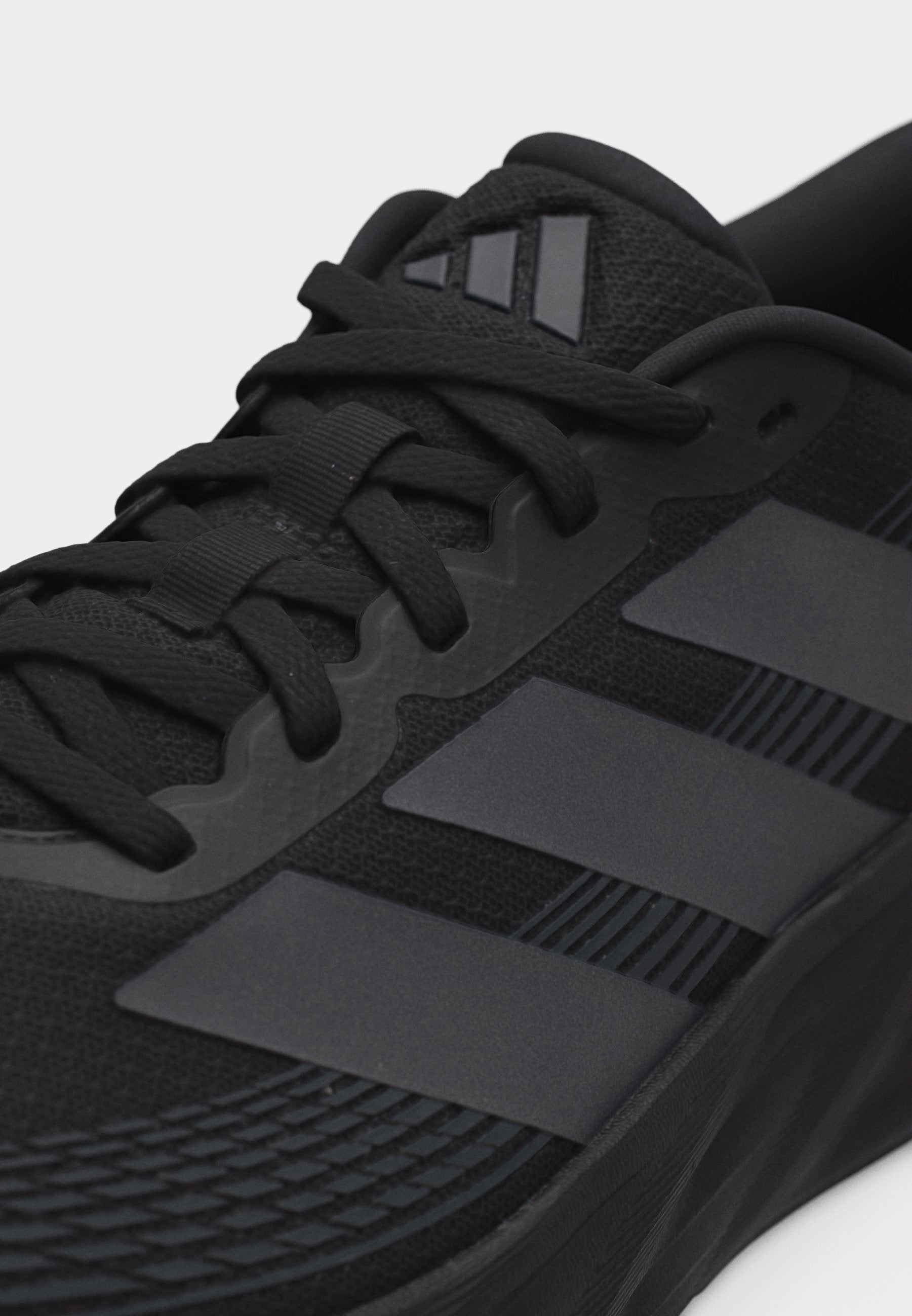 GALAXY 8 M - Road running shoes - core black/grey six/carbon