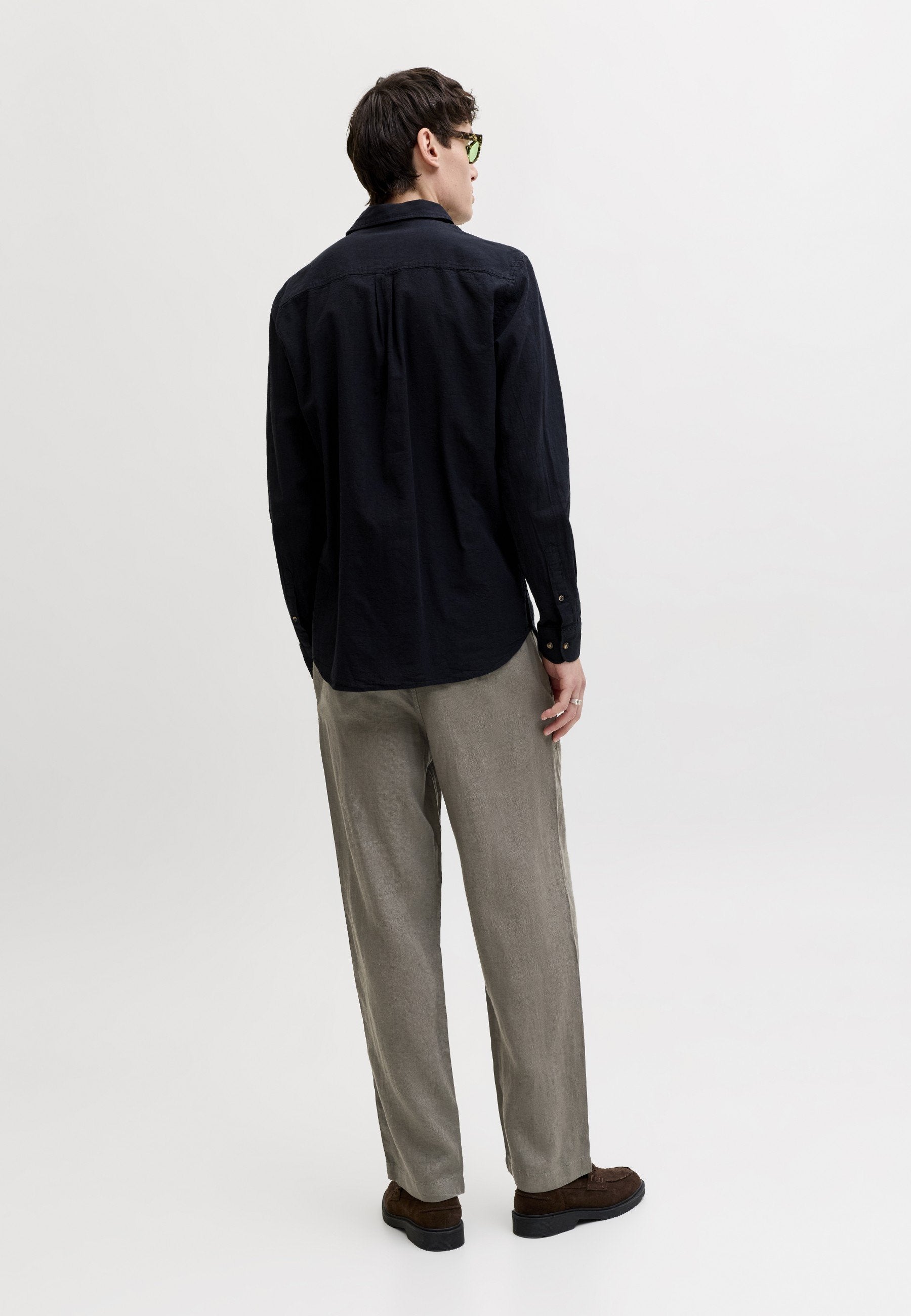 Loose Fit - Trousers - smokey olive