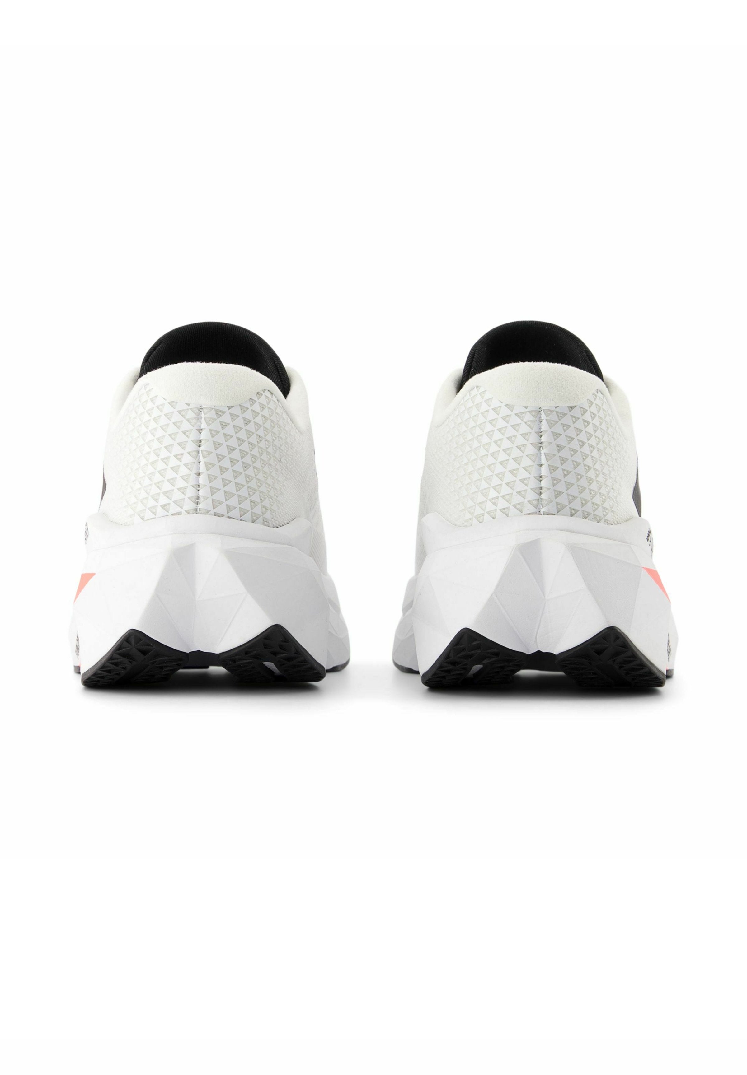 FUELCELL SUPERCOMP TRAINER V3 - Trainers - sea salt urgent red
