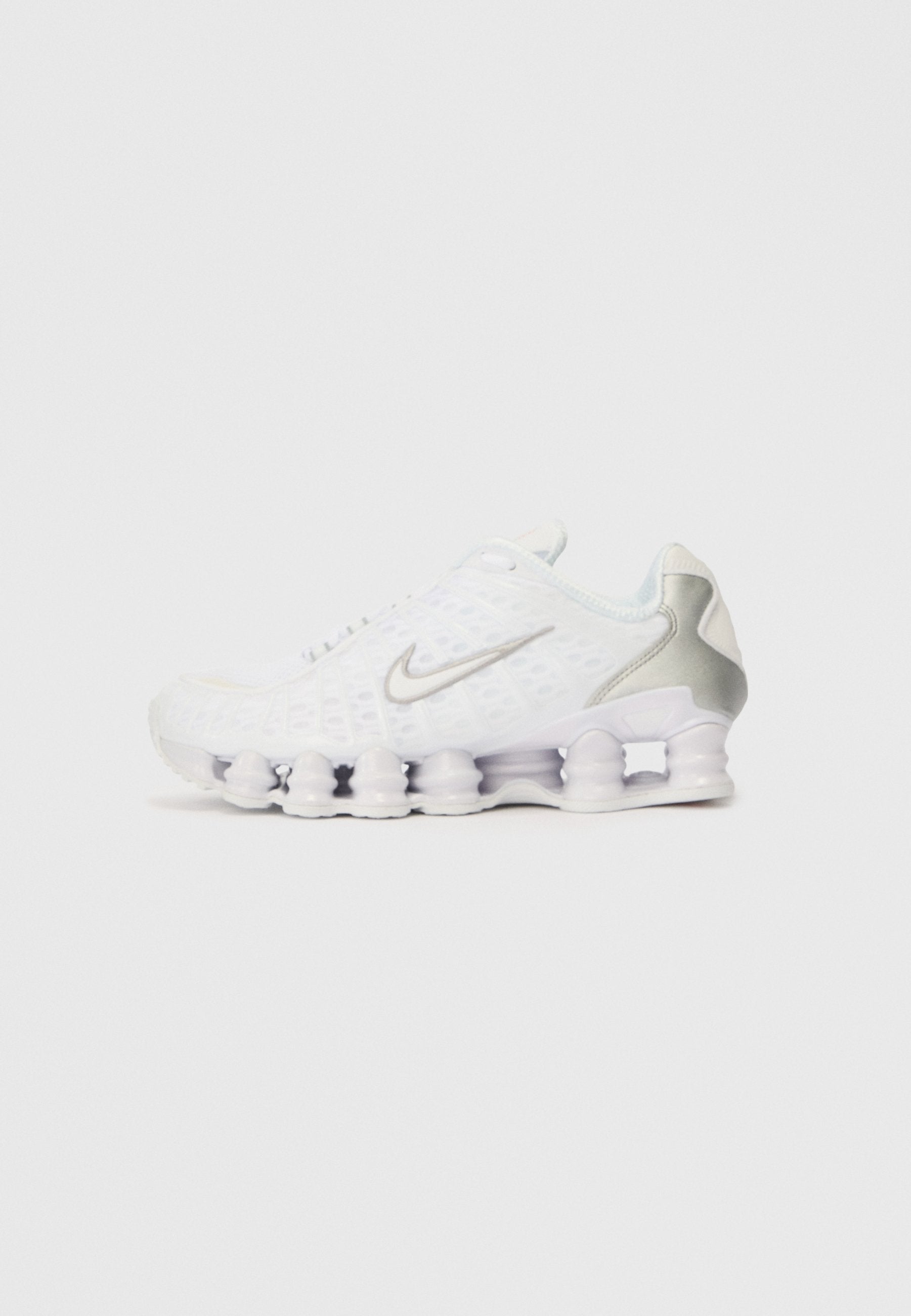 SHOX TL UNISEX - Baskets - blanc/argenté métallisé/orange