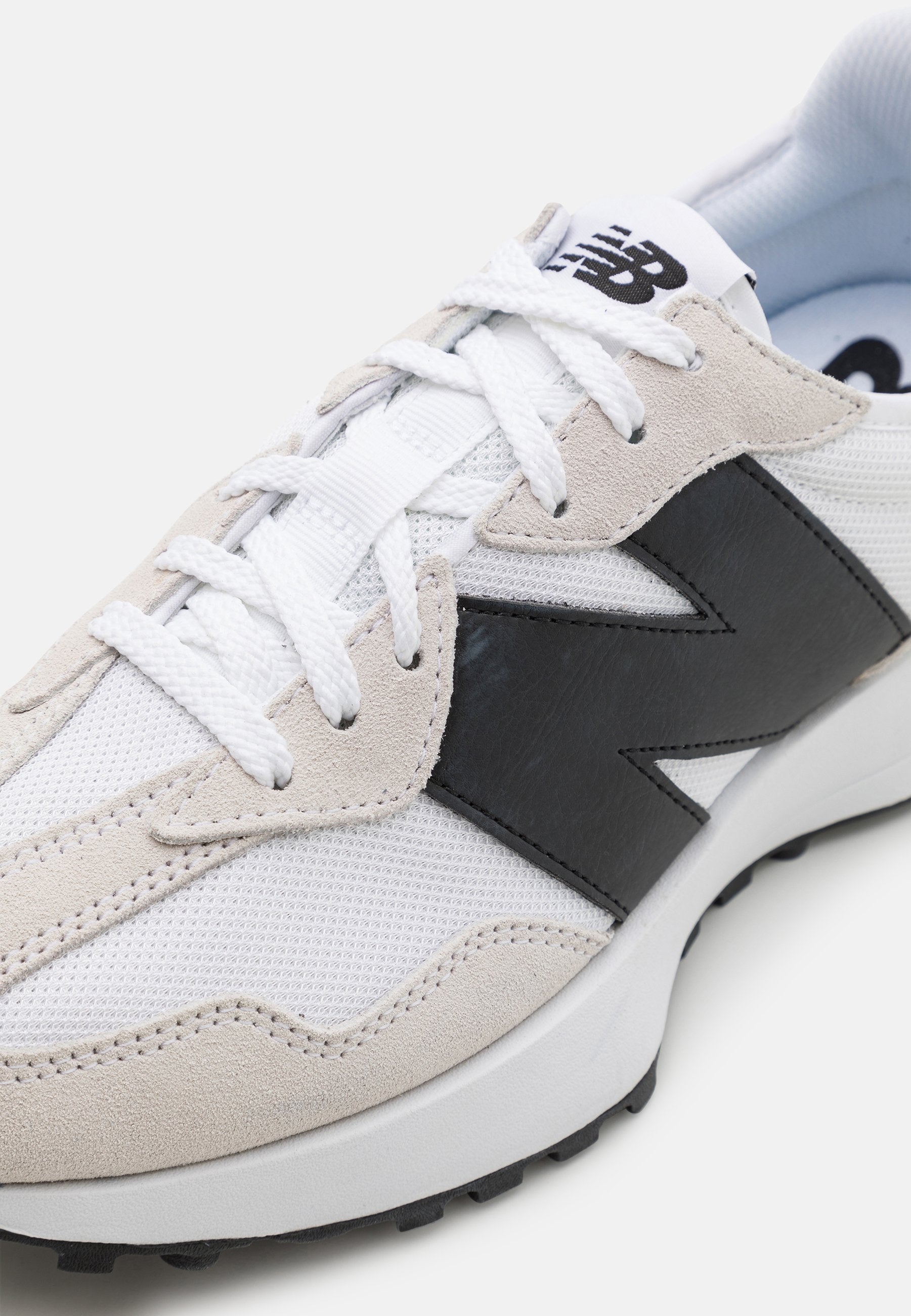 MS327 UNISEX - Trainers - white (100)