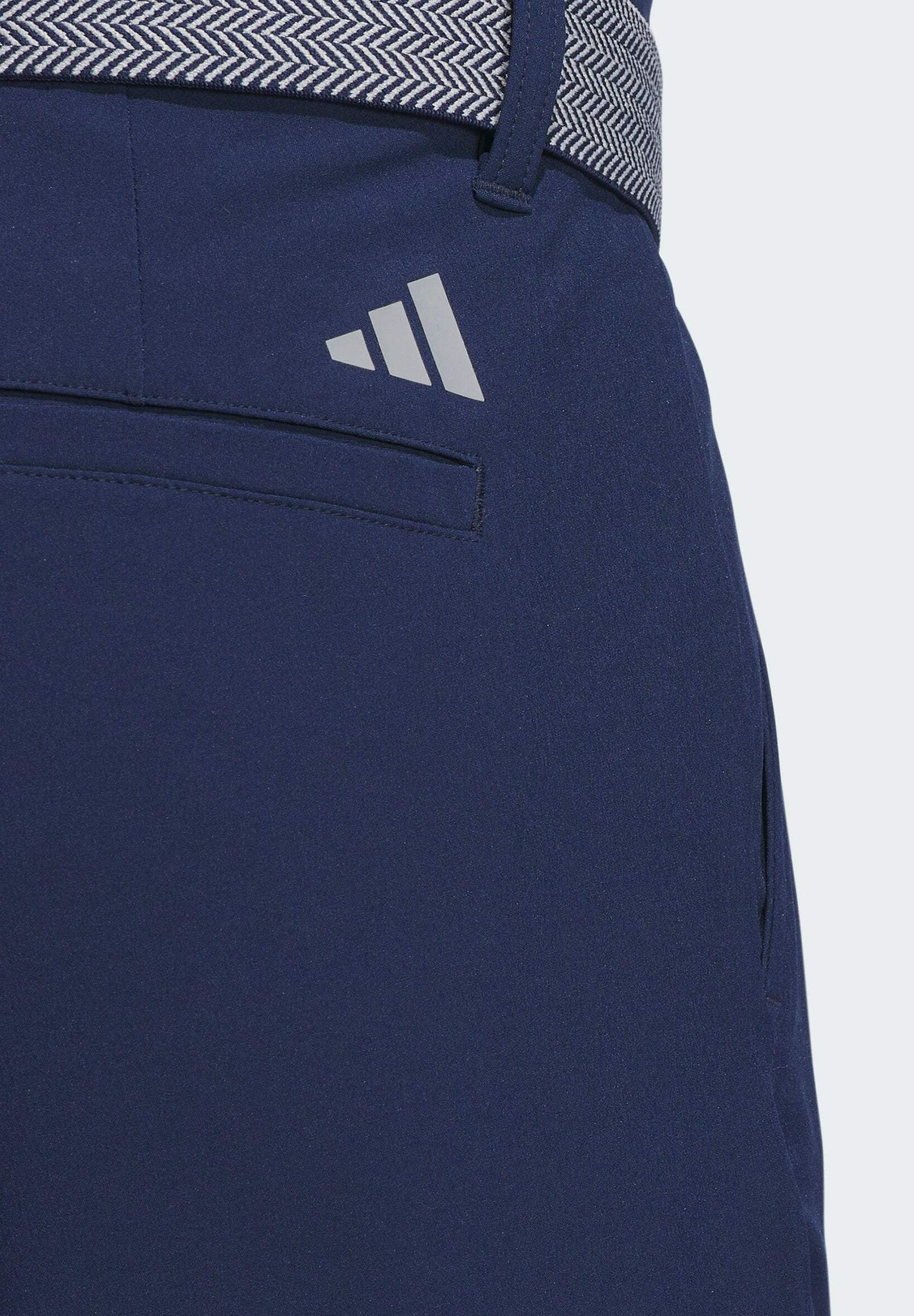 ULTIMATE365 TAPERED - Trousers - collegiate navy