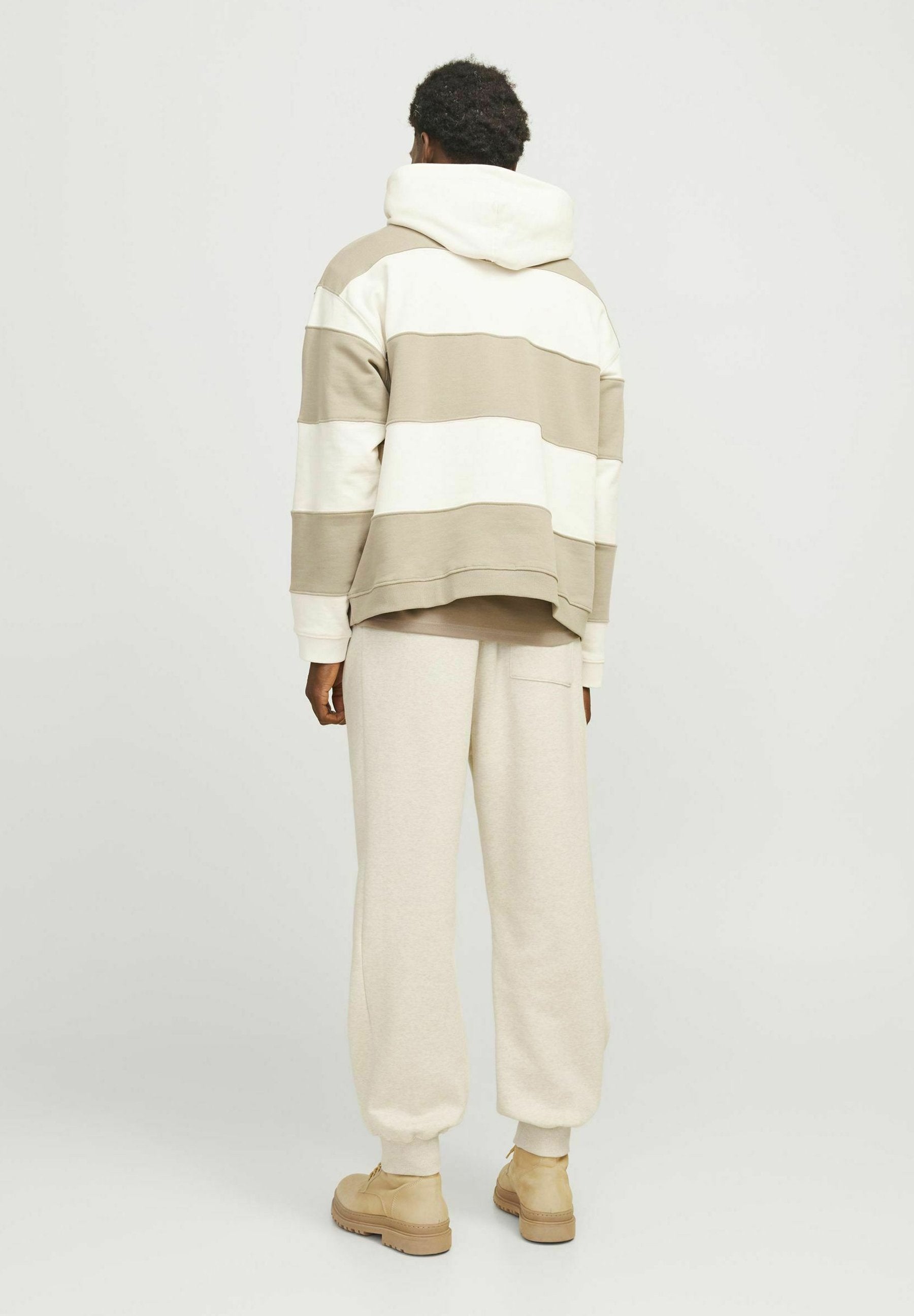 Loose Fit - Tracksuit bottoms - oatmeal