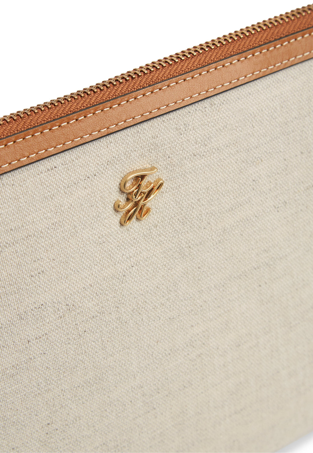 Travel accessory - cognac