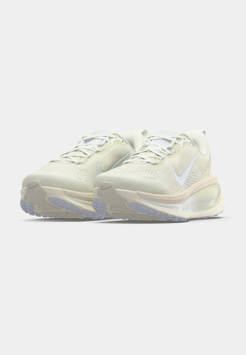 VOMERO 18 - Road running shoes - summit white/white/chalk/sea glass
