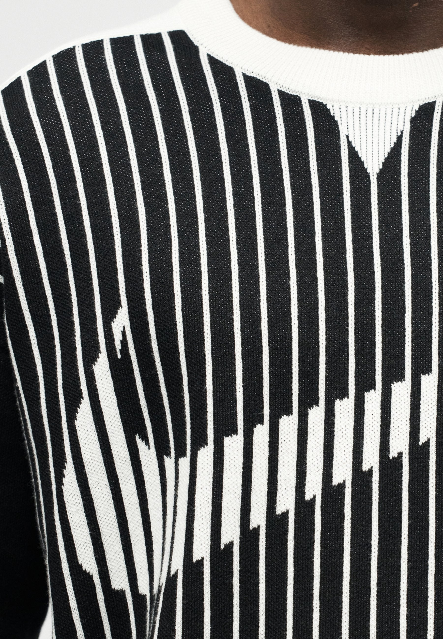 CLUB SWEATER - Pull - noir/voile