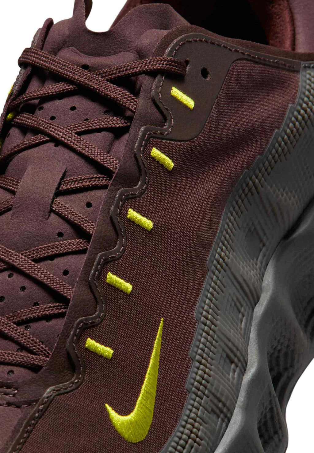 WITH REFLECTIVE DESIGN ACCENTS AVA ROVER - Trainers - earth black/bright cactus/bright cactus