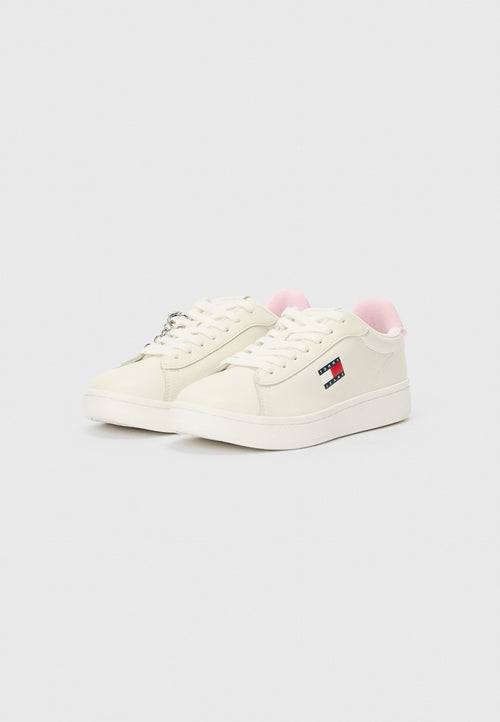 ARCHIVE COURT HEART CHARM LEATHER TRAINERS - Trainers - ecru