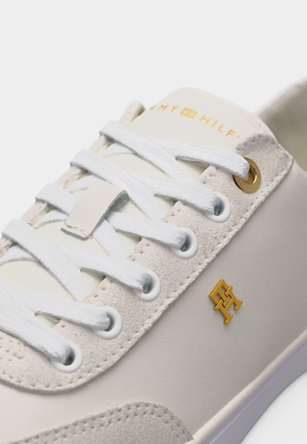 Trainers - ecru