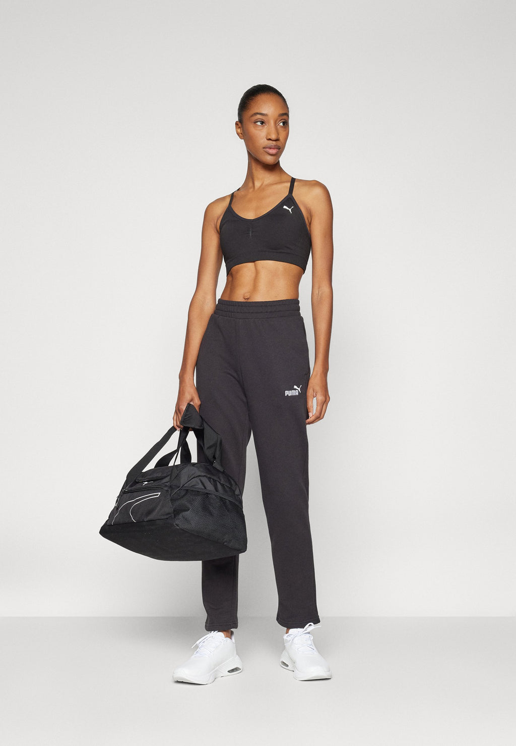 ESS SMALL NO. 1 LOGO TR OP - Tracksuit bottoms - black