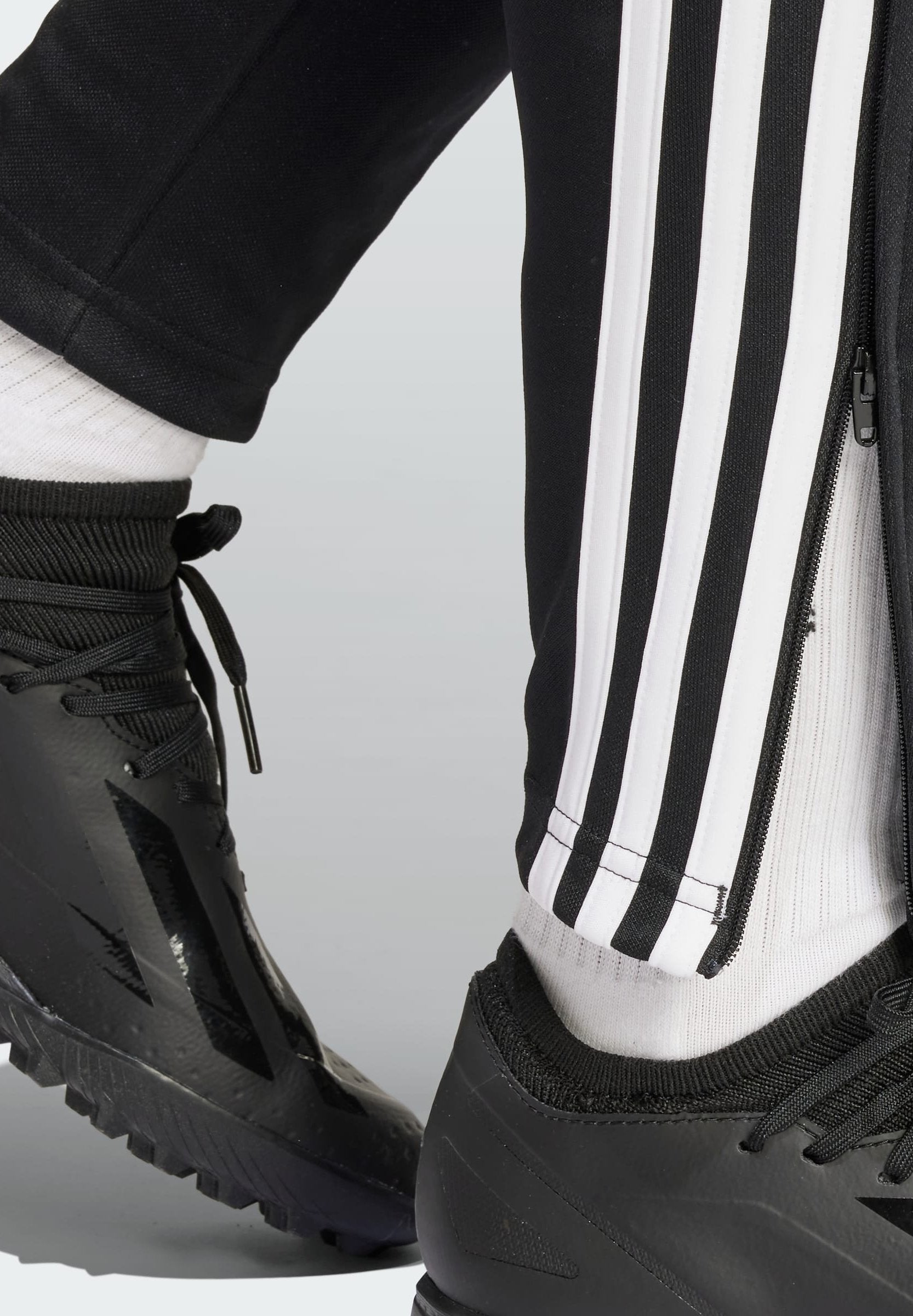 TIRO24 TRAINING PANT REGULAR - Tracksuit bottoms - black white