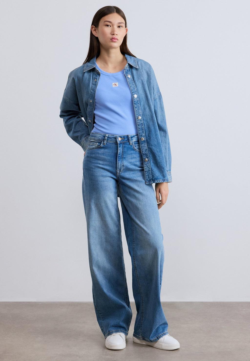 Top - blue descent