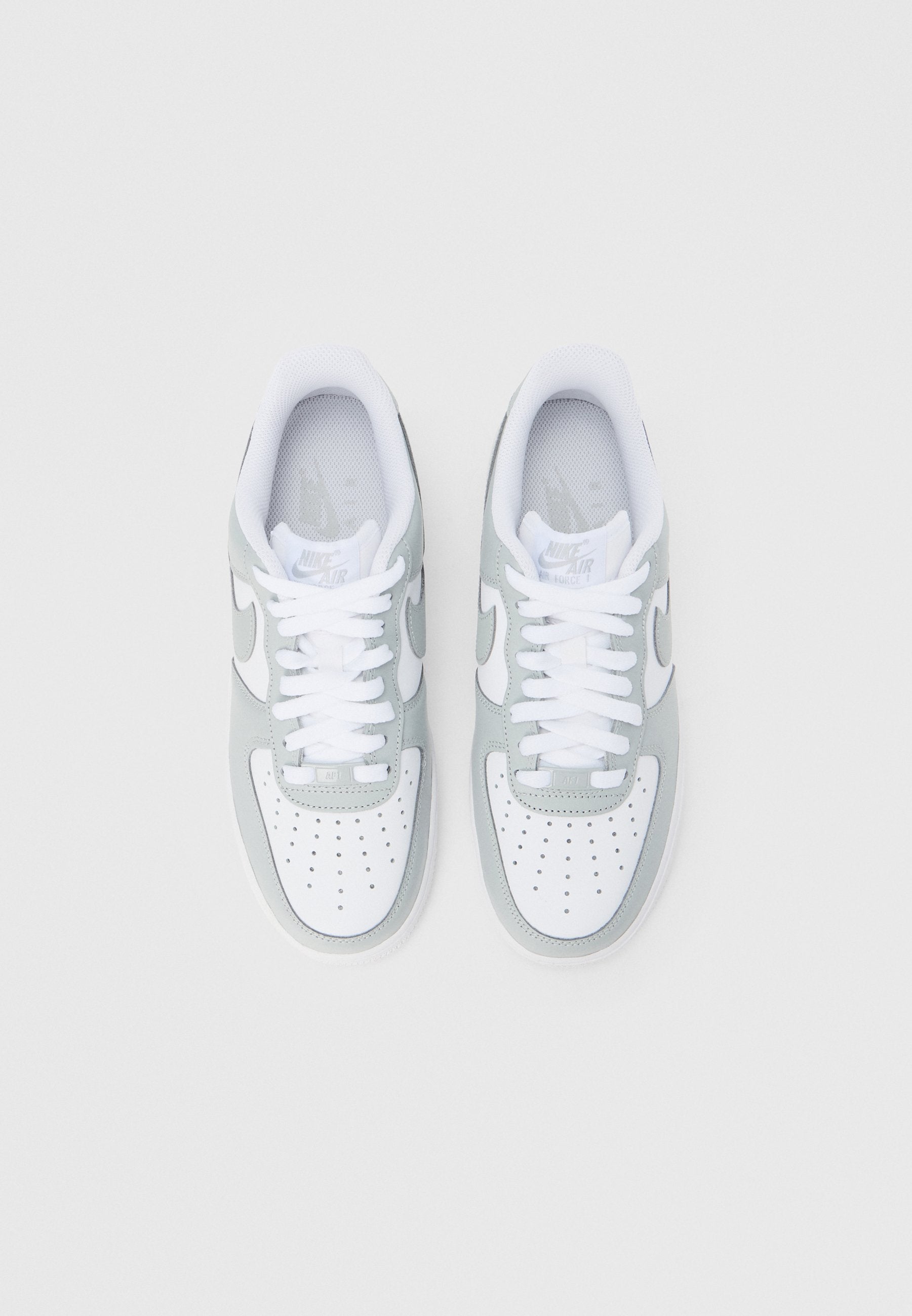 AIR FORCE 1 UNISEX - Trainers - white/light smoke grey