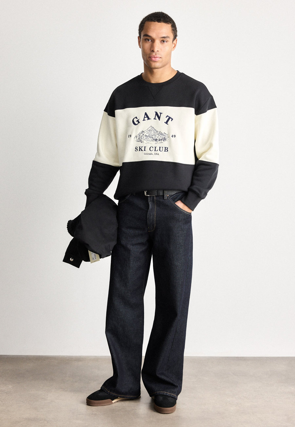 BLOCKED EMBROIDERED - Sweatshirt - black/off-white