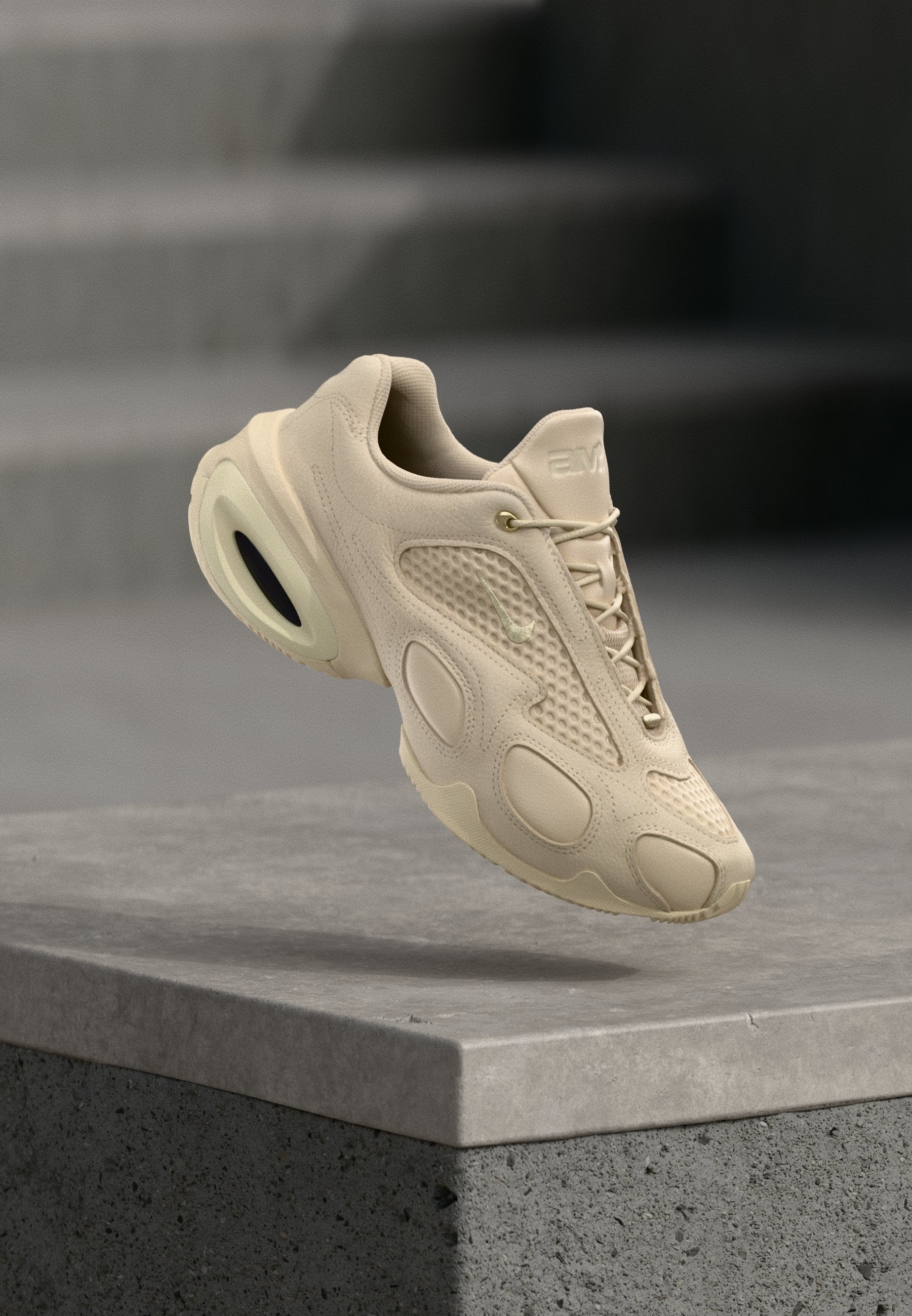 AIR MAX MUSE SE 2 - Trainers - oatmeal/metallic gold-coloured