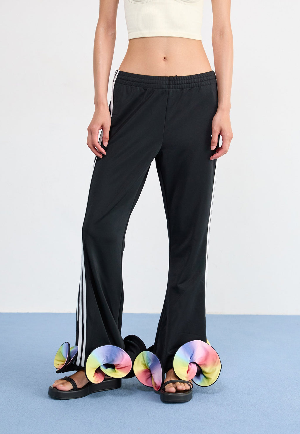 سروال رياضي X JEREMY SCOTT PRIDE RUFFLE - أسود