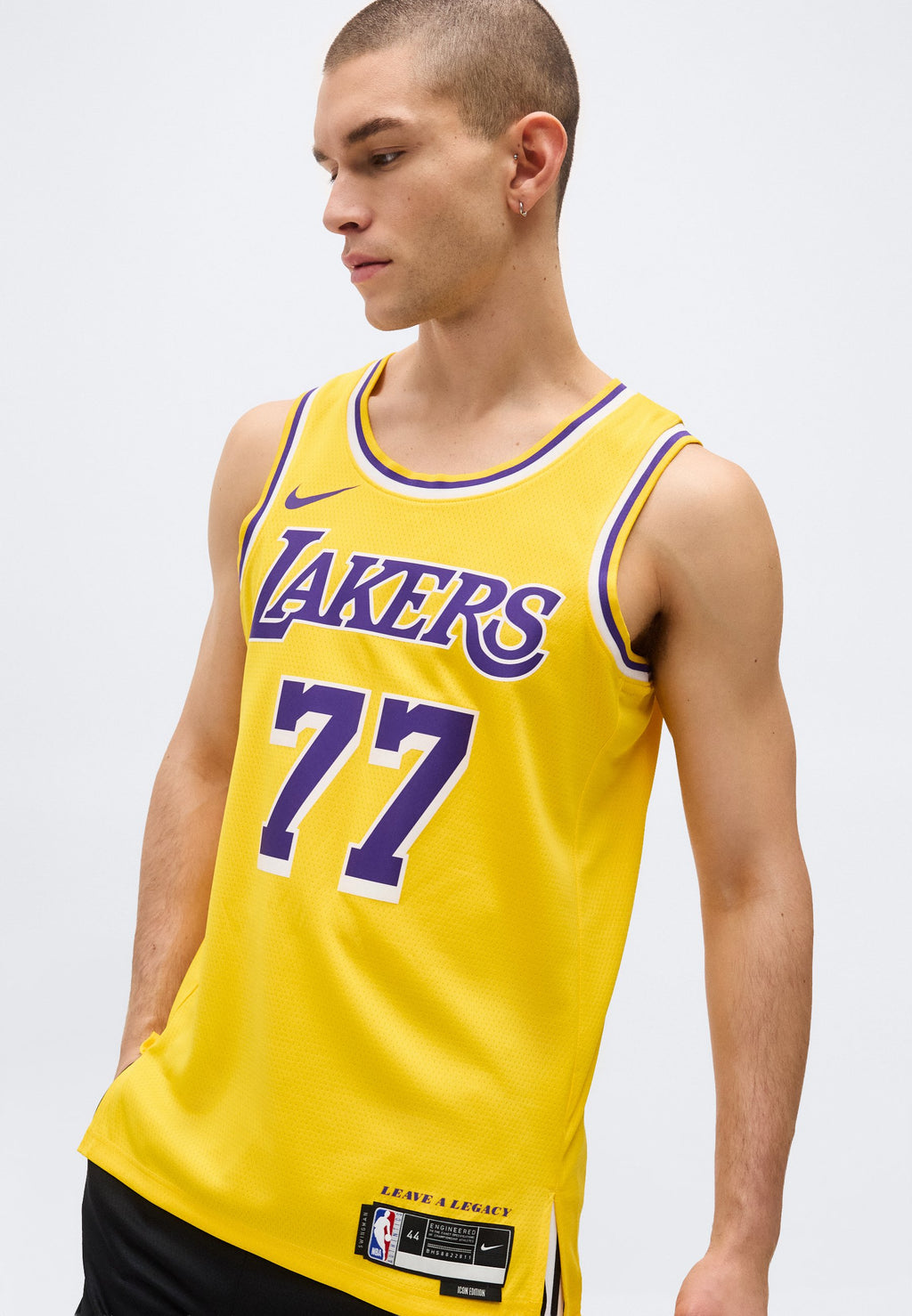 LOS ANGELES LAKERS LUKA DONČIĆ ICON - Club wear - amarillo