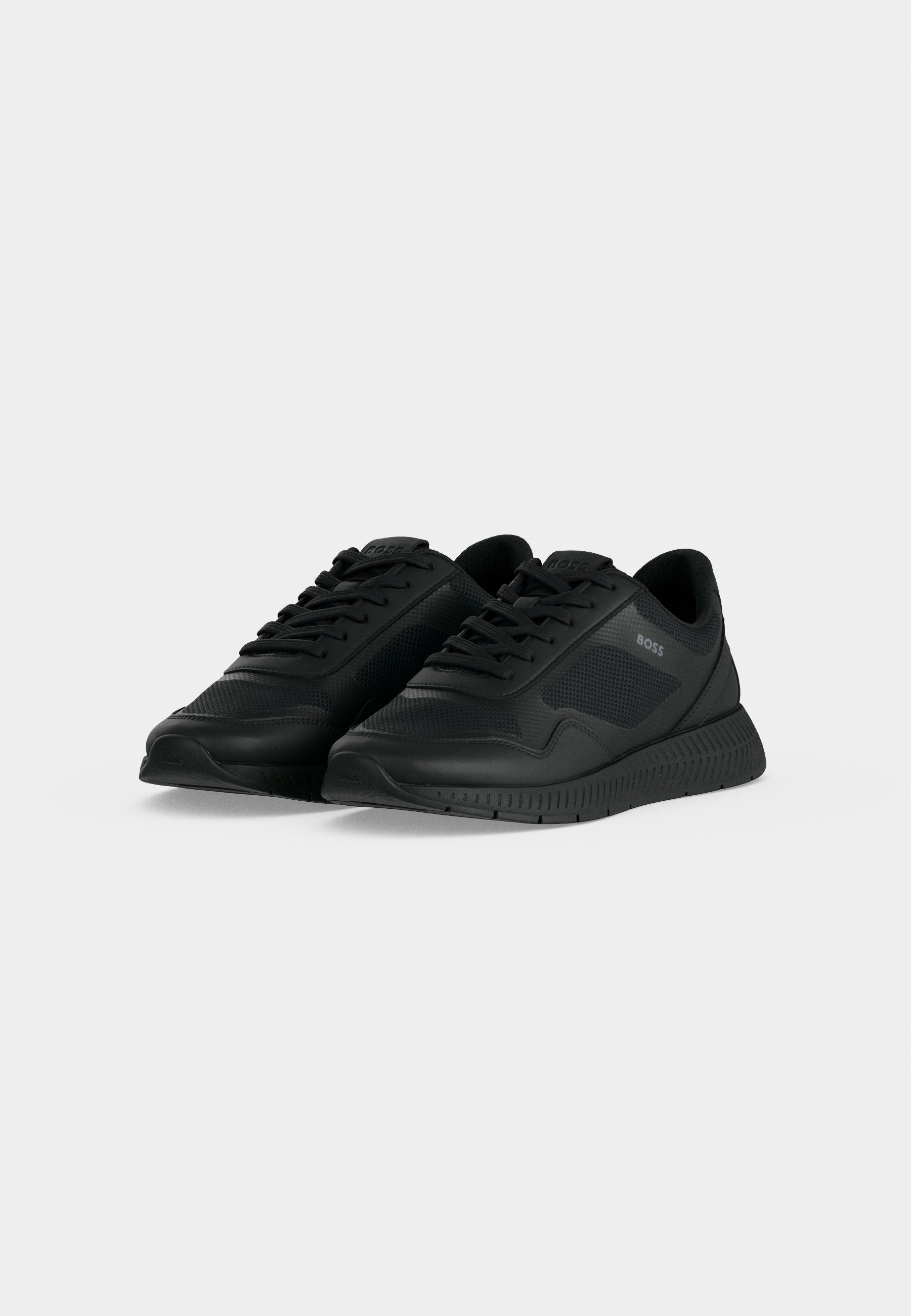 Trainers - black