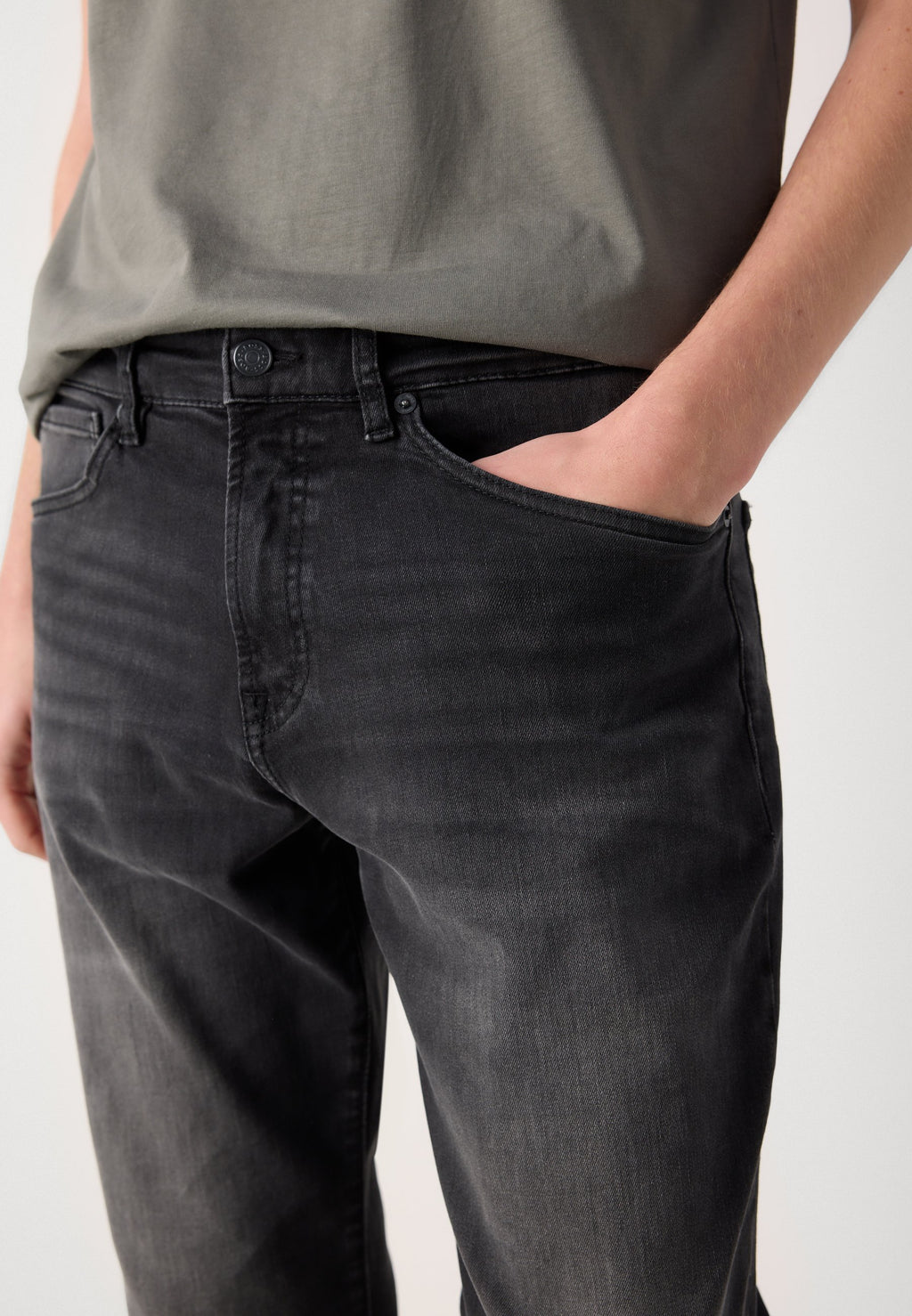 Straight leg jeans - black