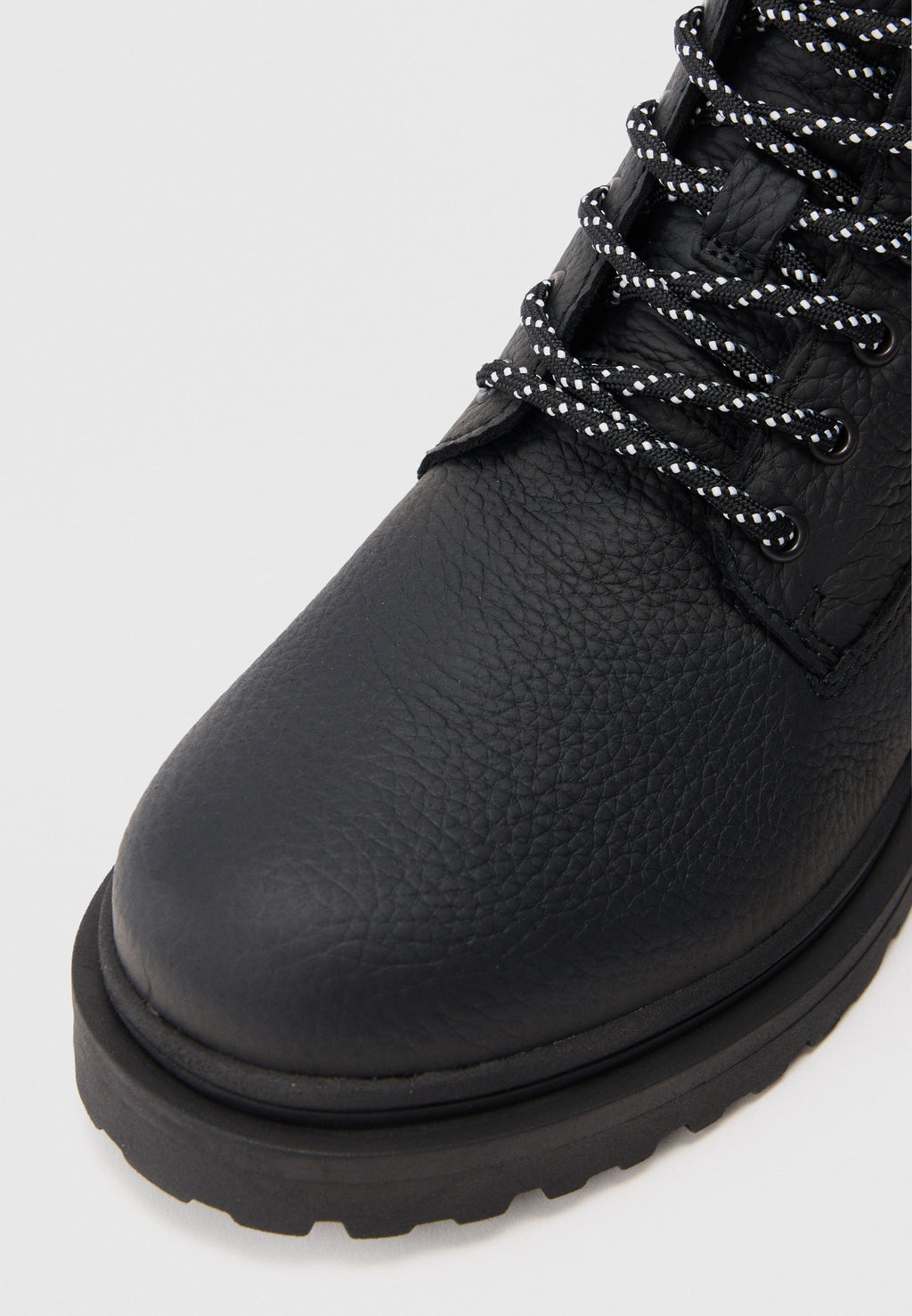Lace-up ankle boots - black