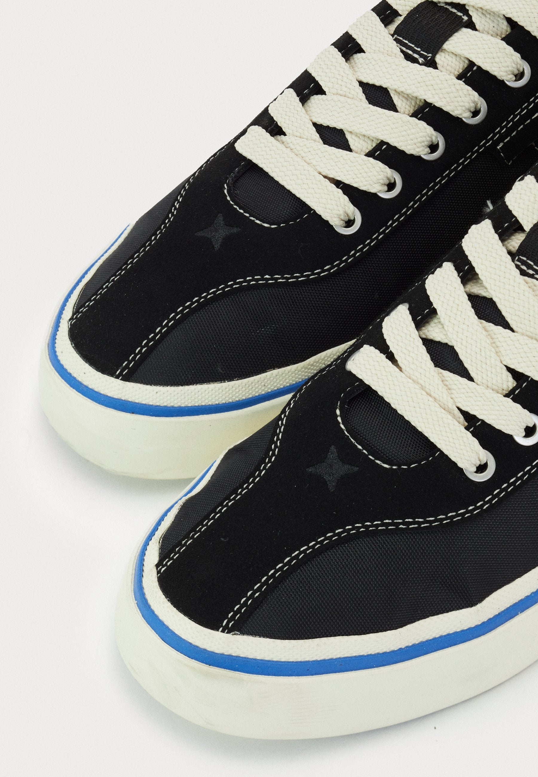 HERO VULCANIZED SNEAKERS UNISEX - Trainers - black/grey