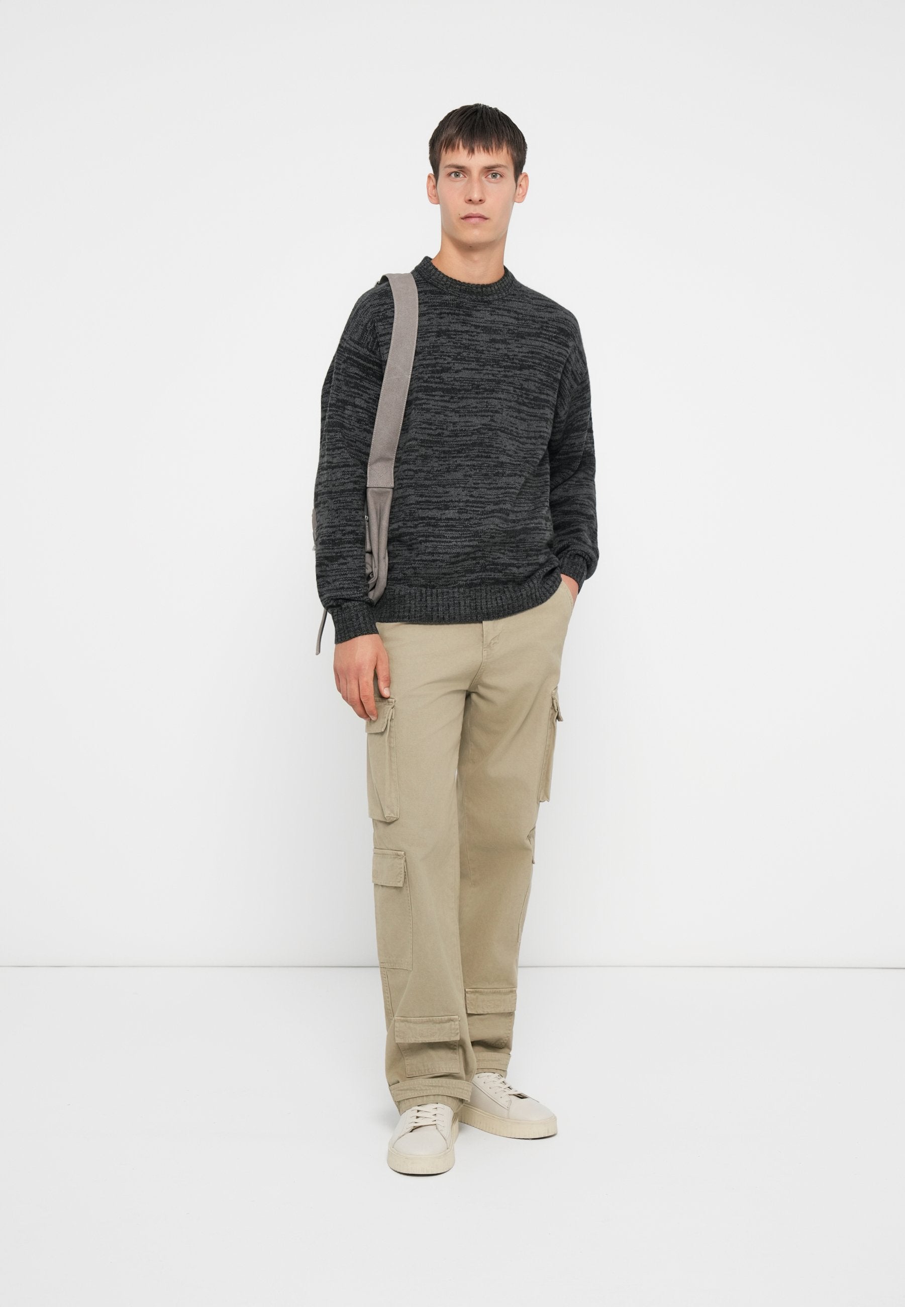 Knitted Plain Knitted - Jumper - castlerock