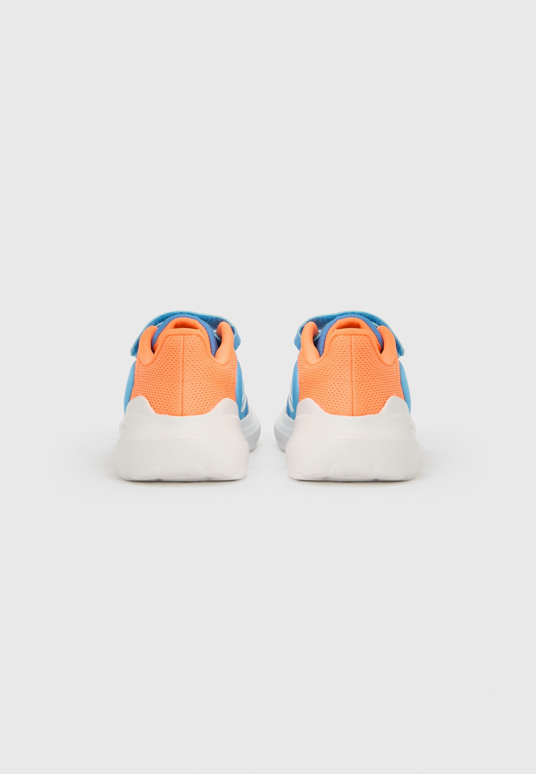 TENSAUR RUN 3.0 UNISEX - Road running shoes - ray blue/white/semi blue burst