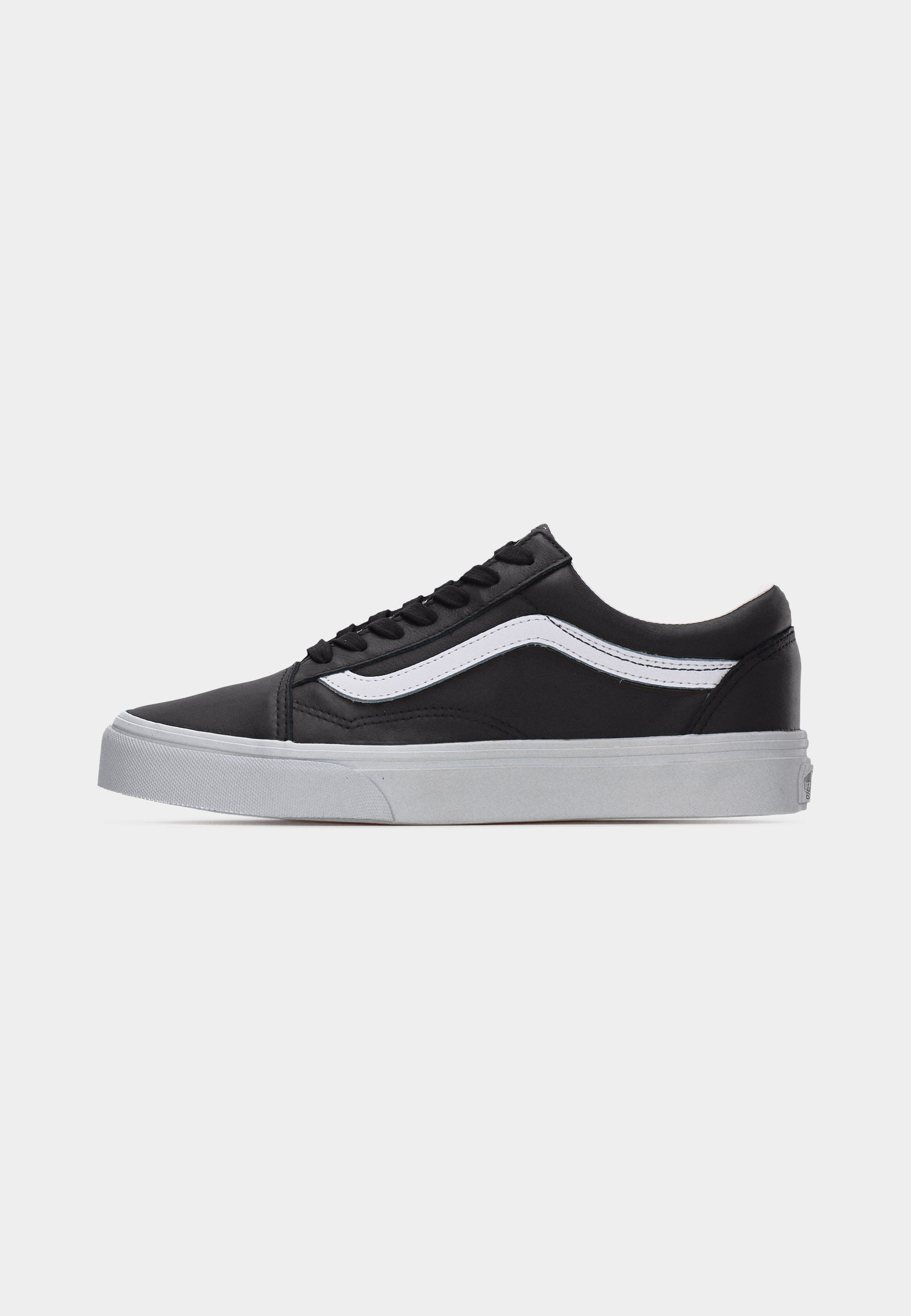OLD SKOOL UNISEX - Skate shoes - black/true white
