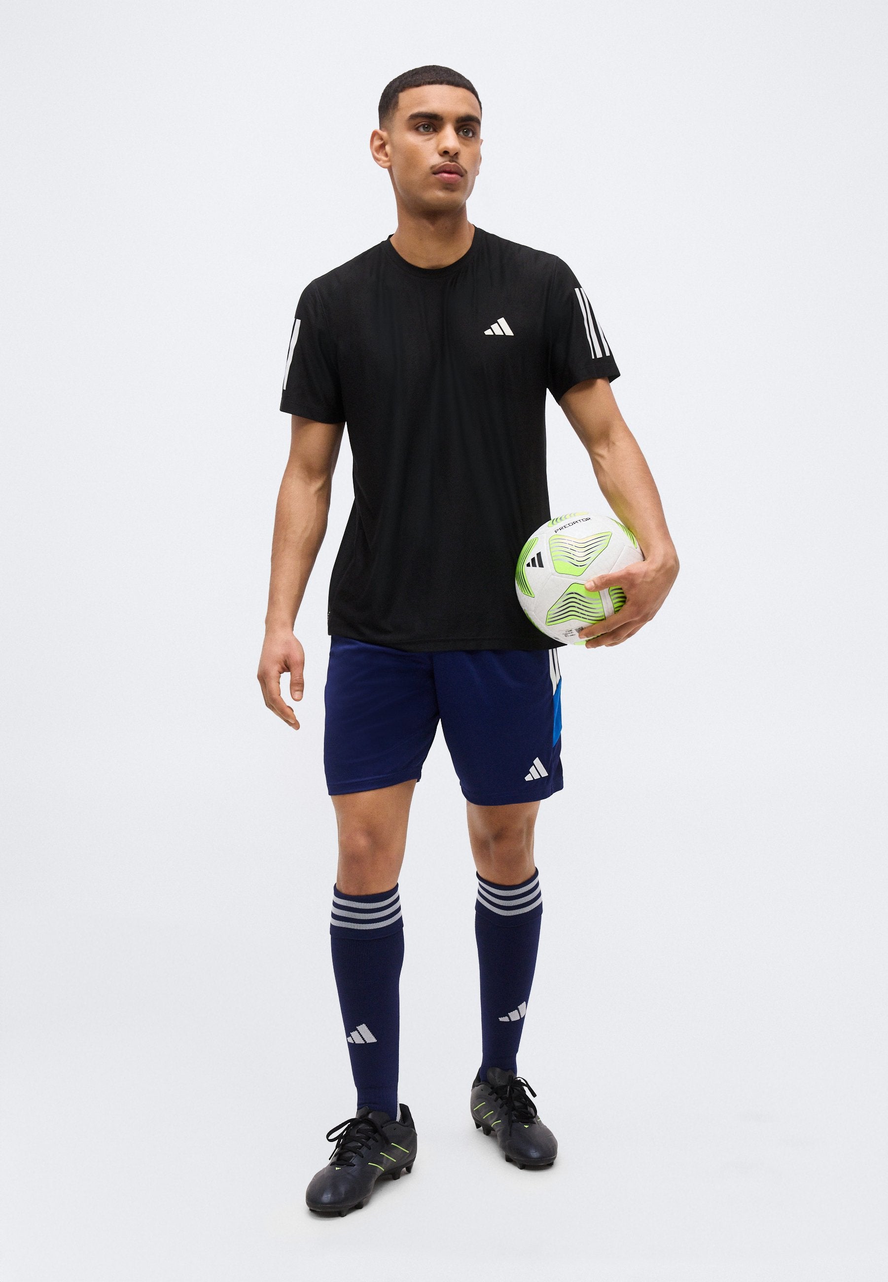 TIRO 26 ESSENTIALS SHORTS - Sports shorts - dark blue/bright royal/white