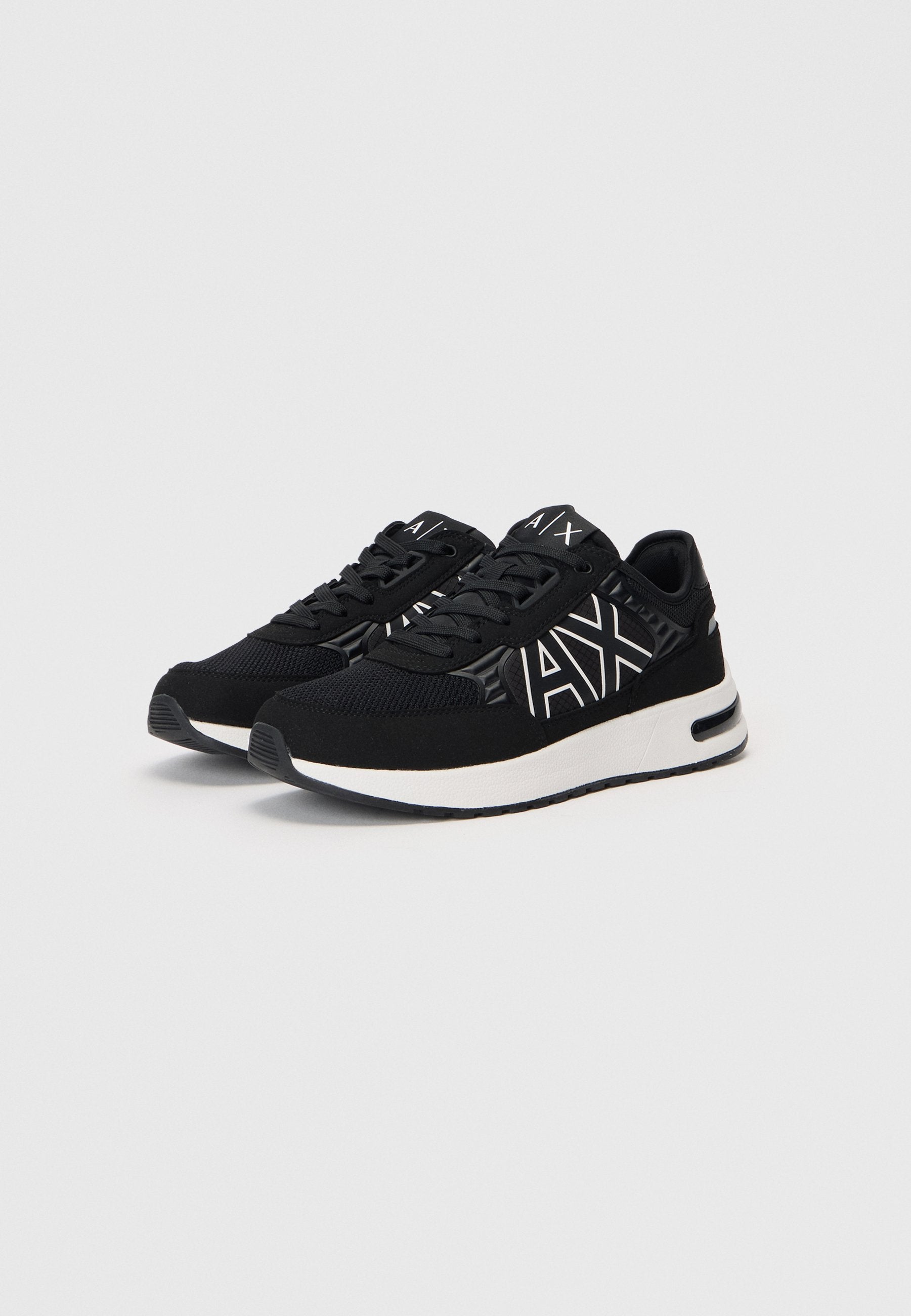DUSSELDORF - Trainers - black